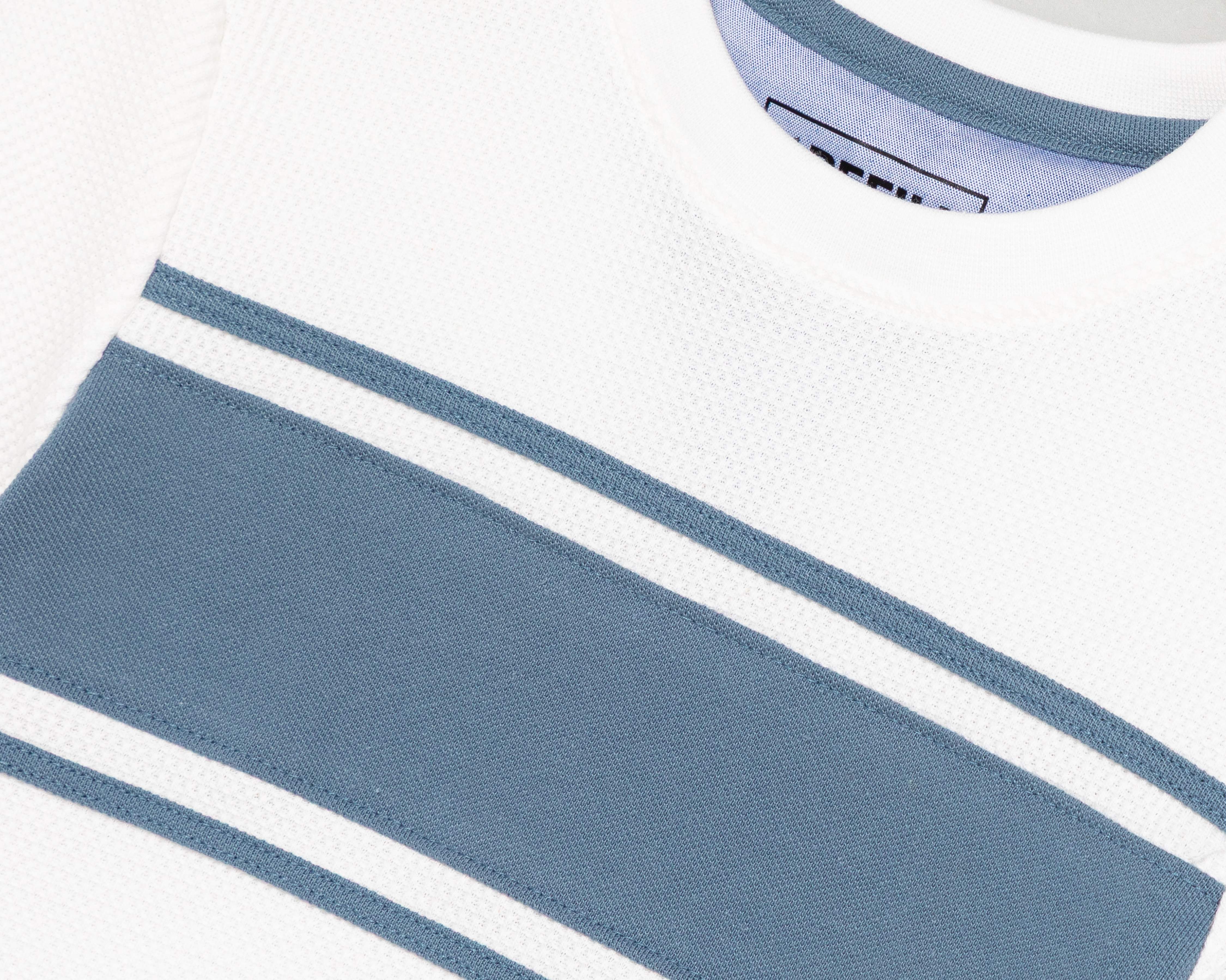 Foto 4 pulgar | Foto 3 | Playera de Cuello Redondo Blanca Refill para Niño