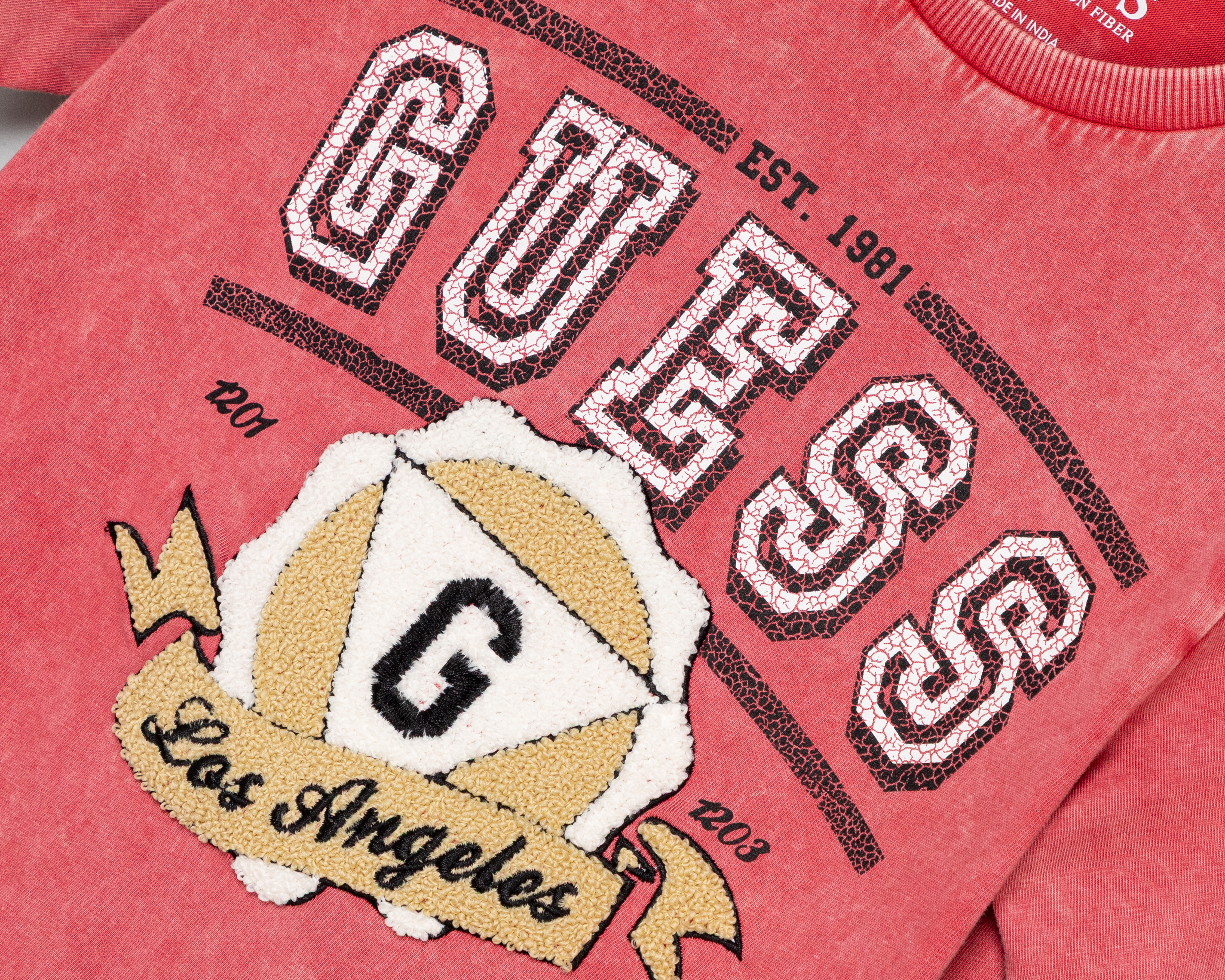 Foto 4 pulgar | Foto 3 | Playera de Cuello Redondo Roja Guess para Niño