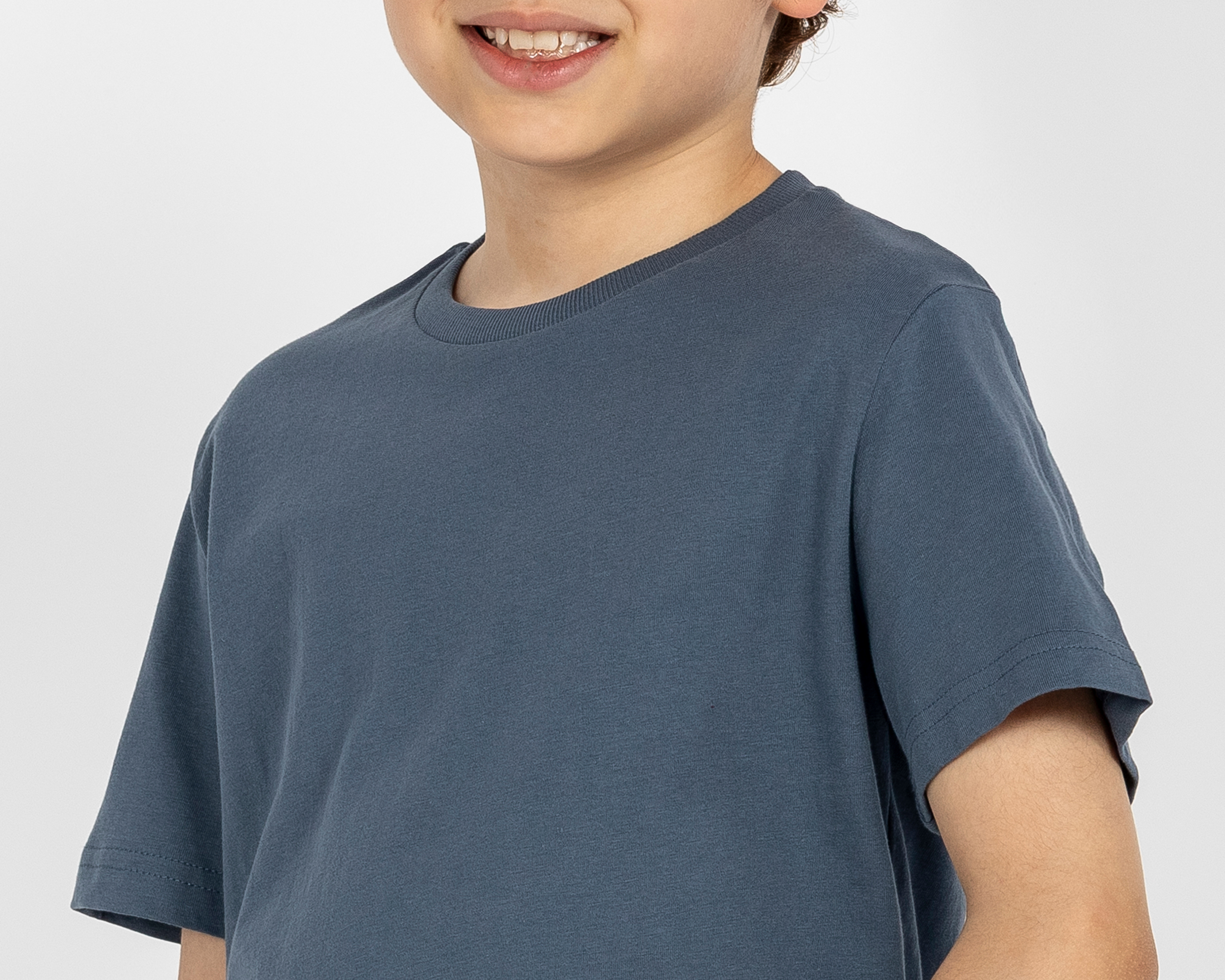 Foto 4 | Foto 4 | Playera de Cuello Redondo Azul Guess Juvenil