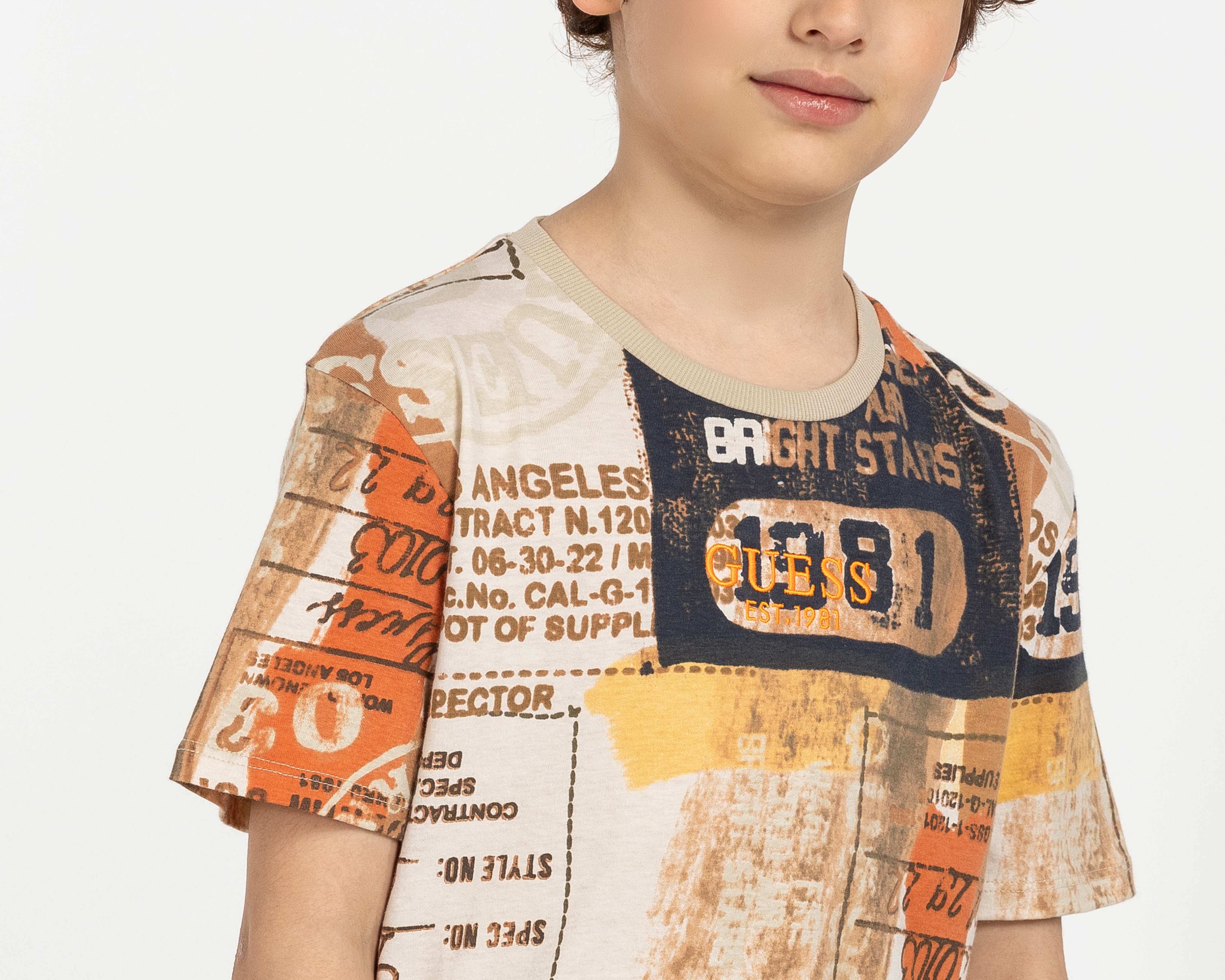 Foto 4 | Foto 4 | Playera de Cuello Redondo Multicolor Guess Juvenil