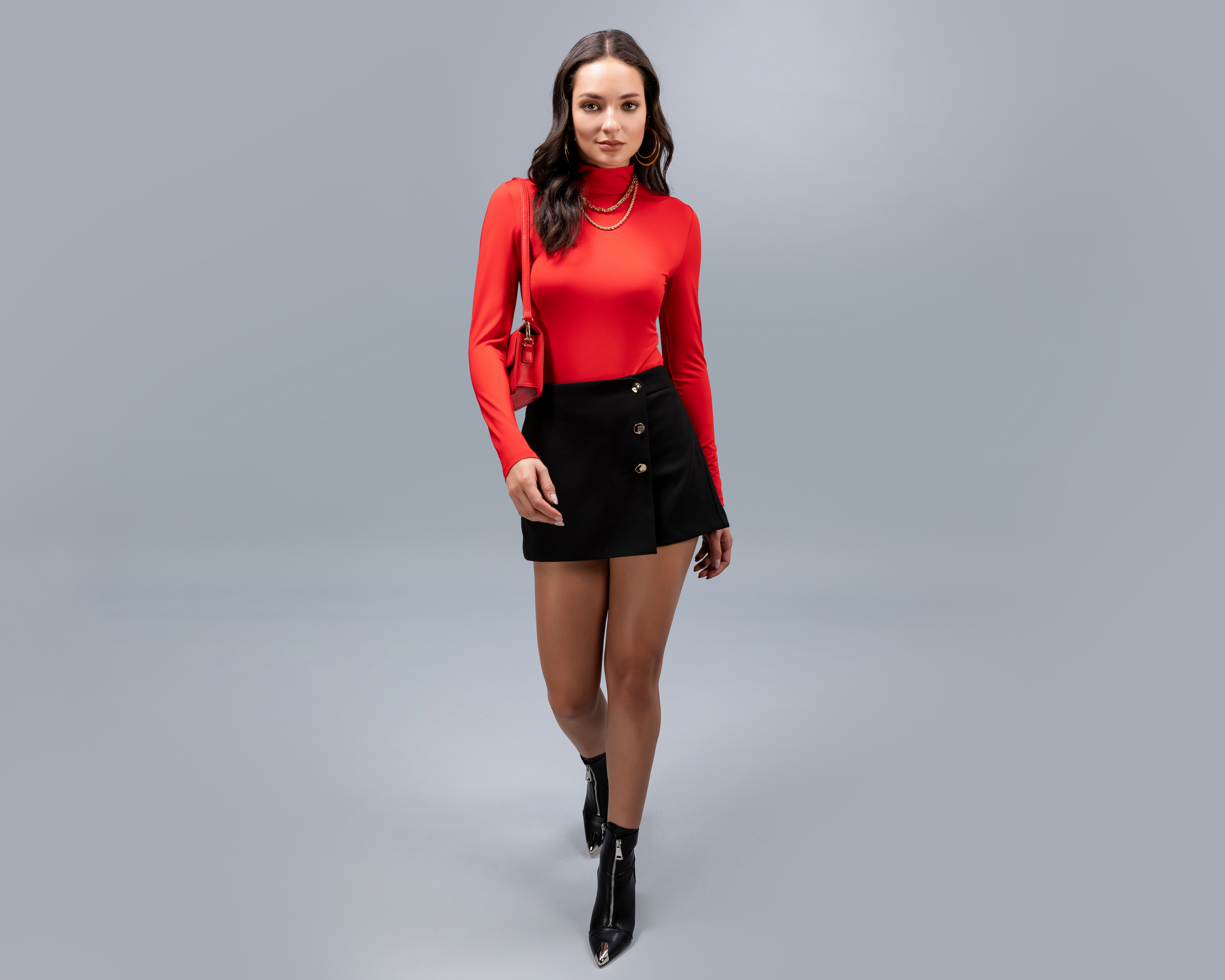 Foto 2 pulgar | Foto 1 | Playera Manga Larga Jennifer Lopez para Mujer