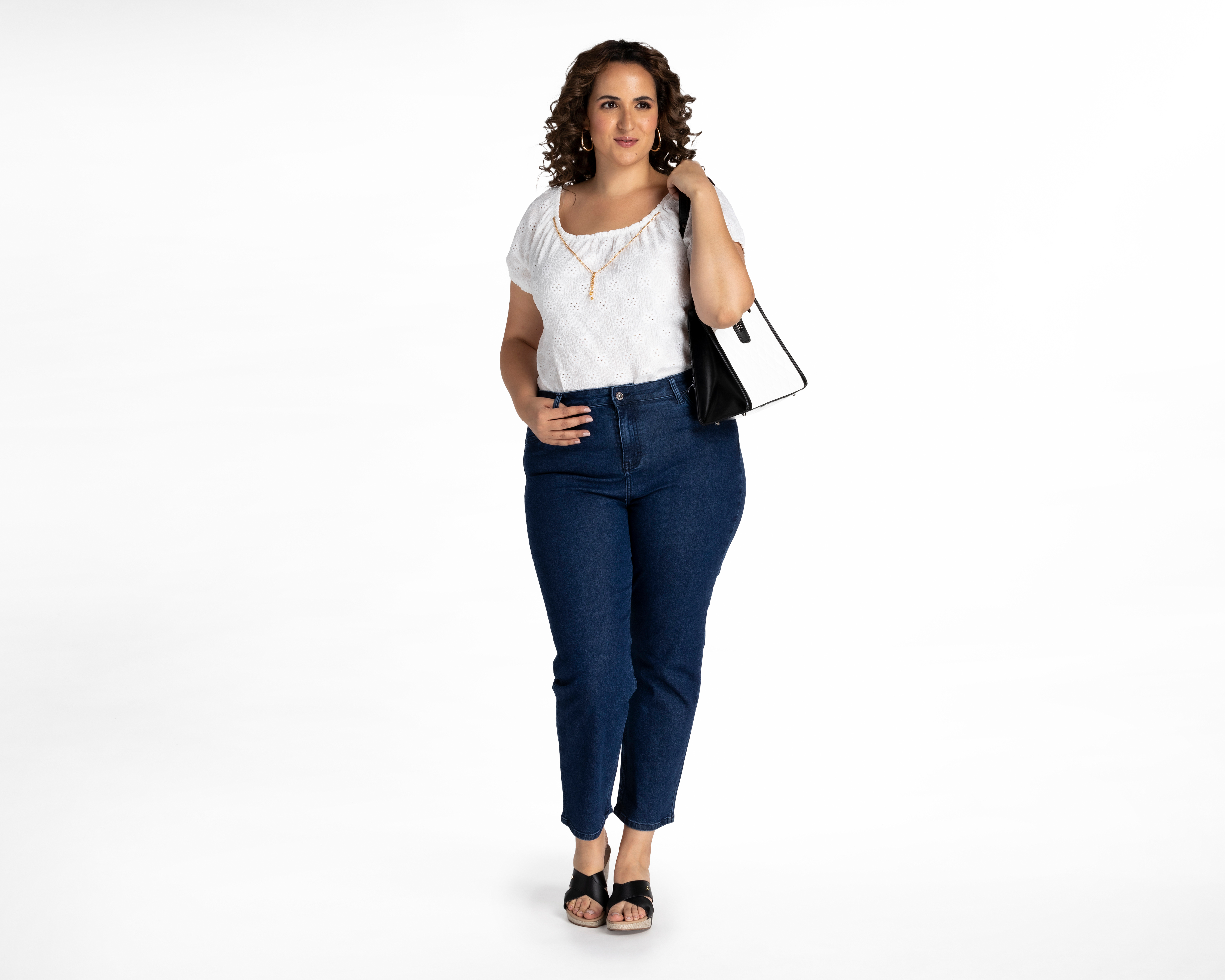 Foto 3 pulgar | Foto 2 | Blusa Lady Sun Blanca con Collar