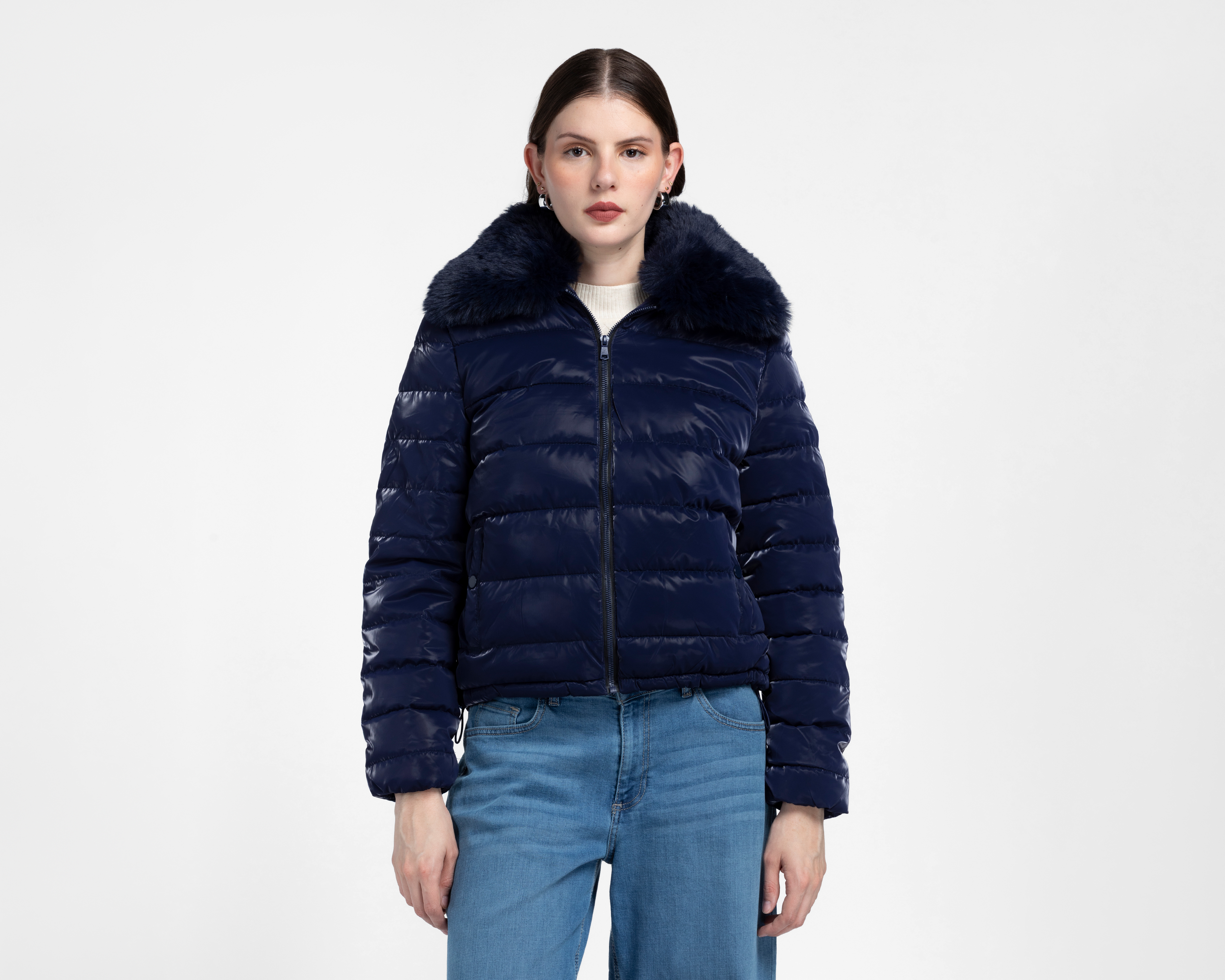 Foto 2 pulgar | Foto 1 | Chamarrra Capitonada Roosevelt para Mujer