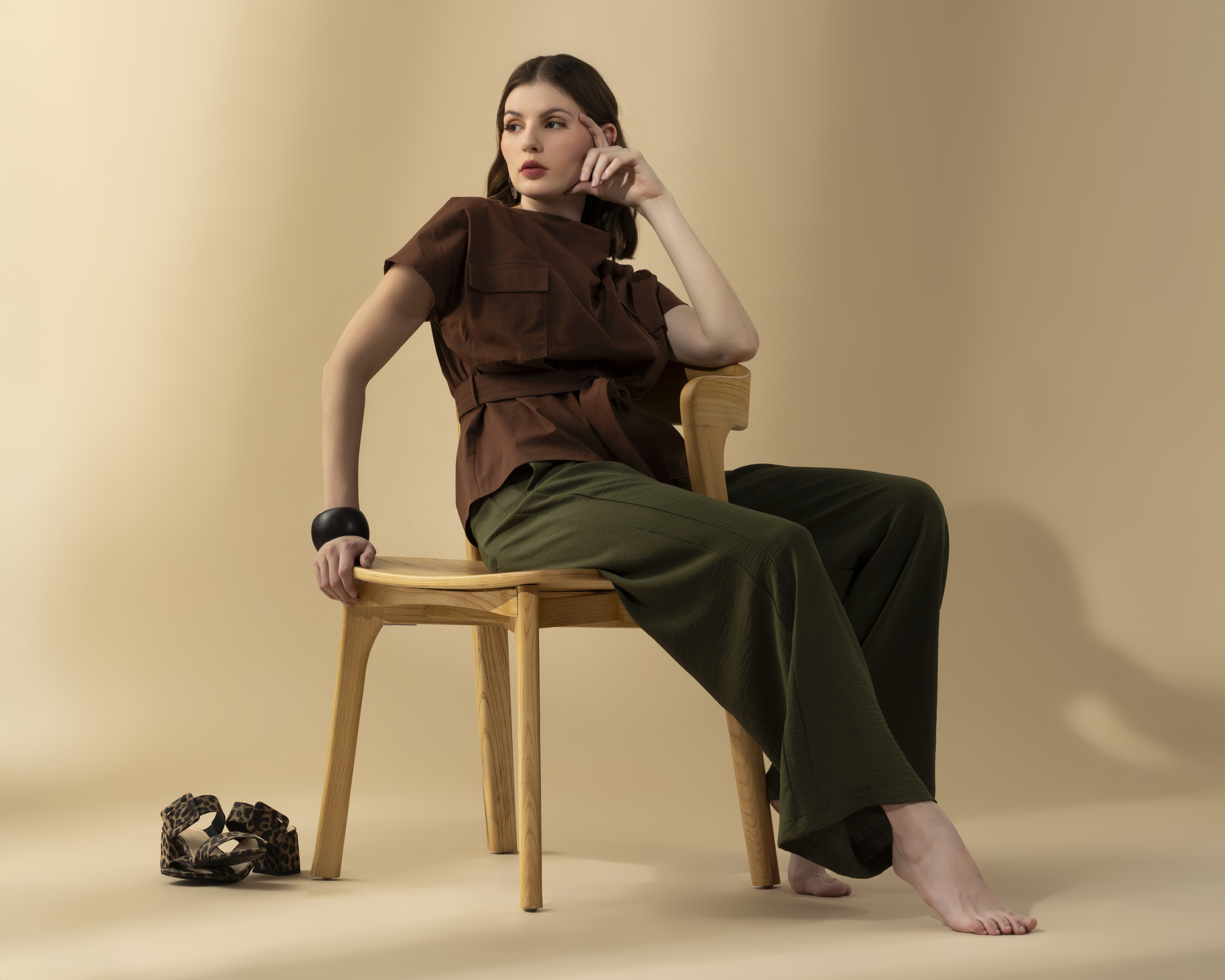 Blusa sin Mangas Drapedo Cuello con Jareta en Cintura Sahara By Antonio Gutierrez para Mujer