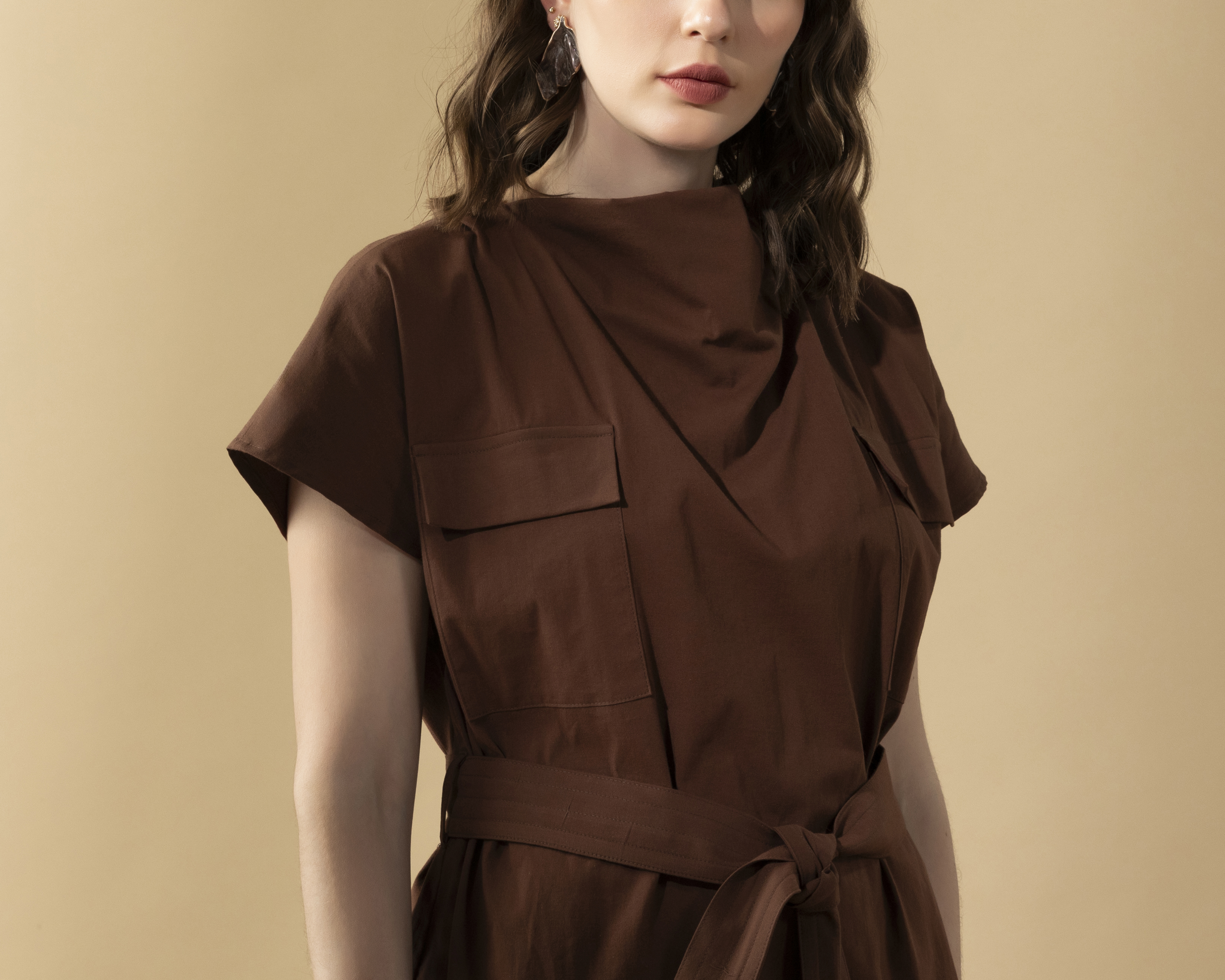 Foto 4 | Foto 4 | Blusa sin Mangas Drapedo Cuello con Jareta en Cintura Sahara By Antonio Gutiérrez para Mujer