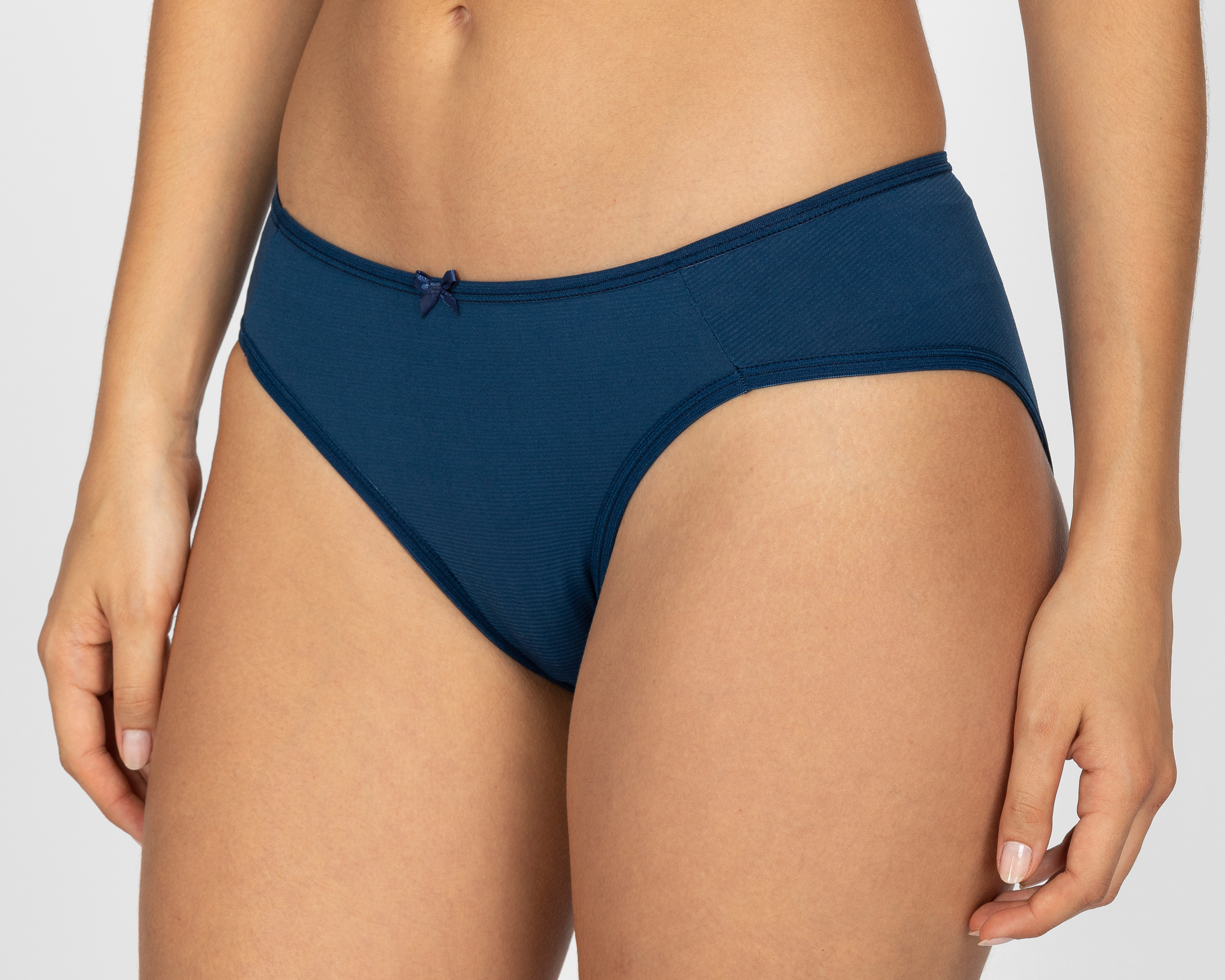Foto 3 pulgar | Foto 2 | Pantaleta Linda Keerr para Mujer 3 Pack