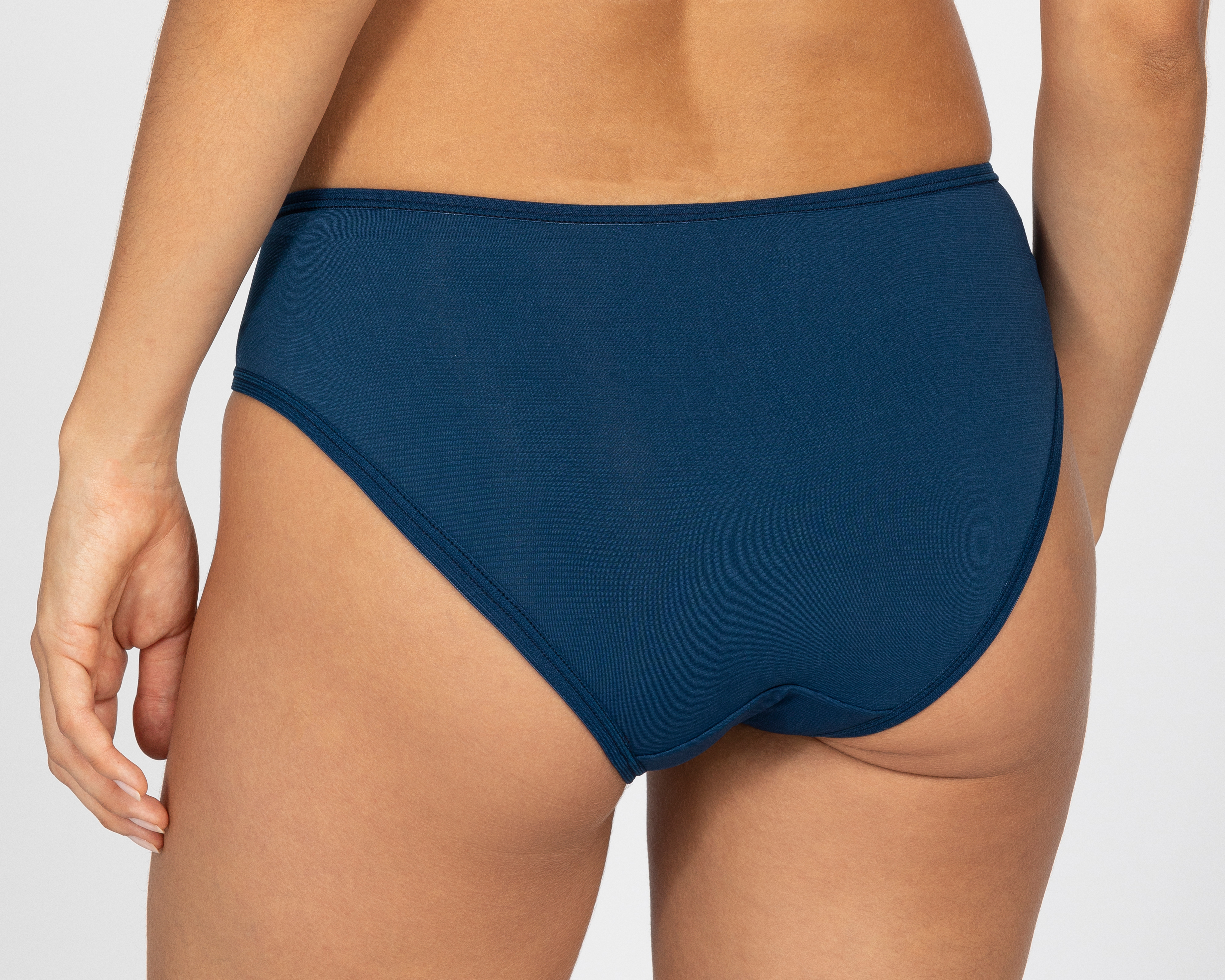 Foto 4 pulgar | Foto 3 | Pantaleta Linda Keerr para Mujer 3 Pack