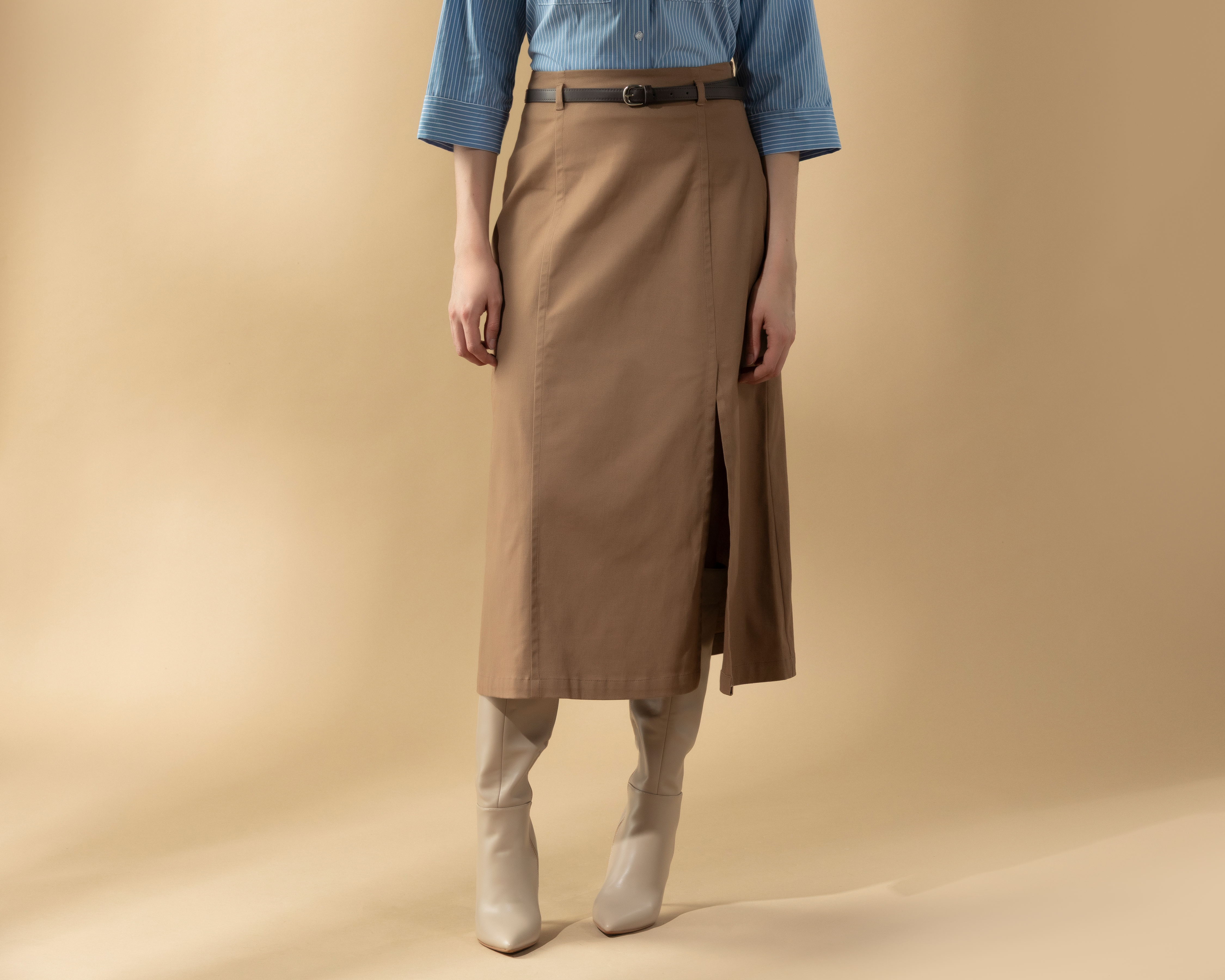 Foto 2 | Foto 2 | Falda Midi Gabardina Corte Lapiz con Cinturón Sahara By Antonio Gutierrez para Mujer