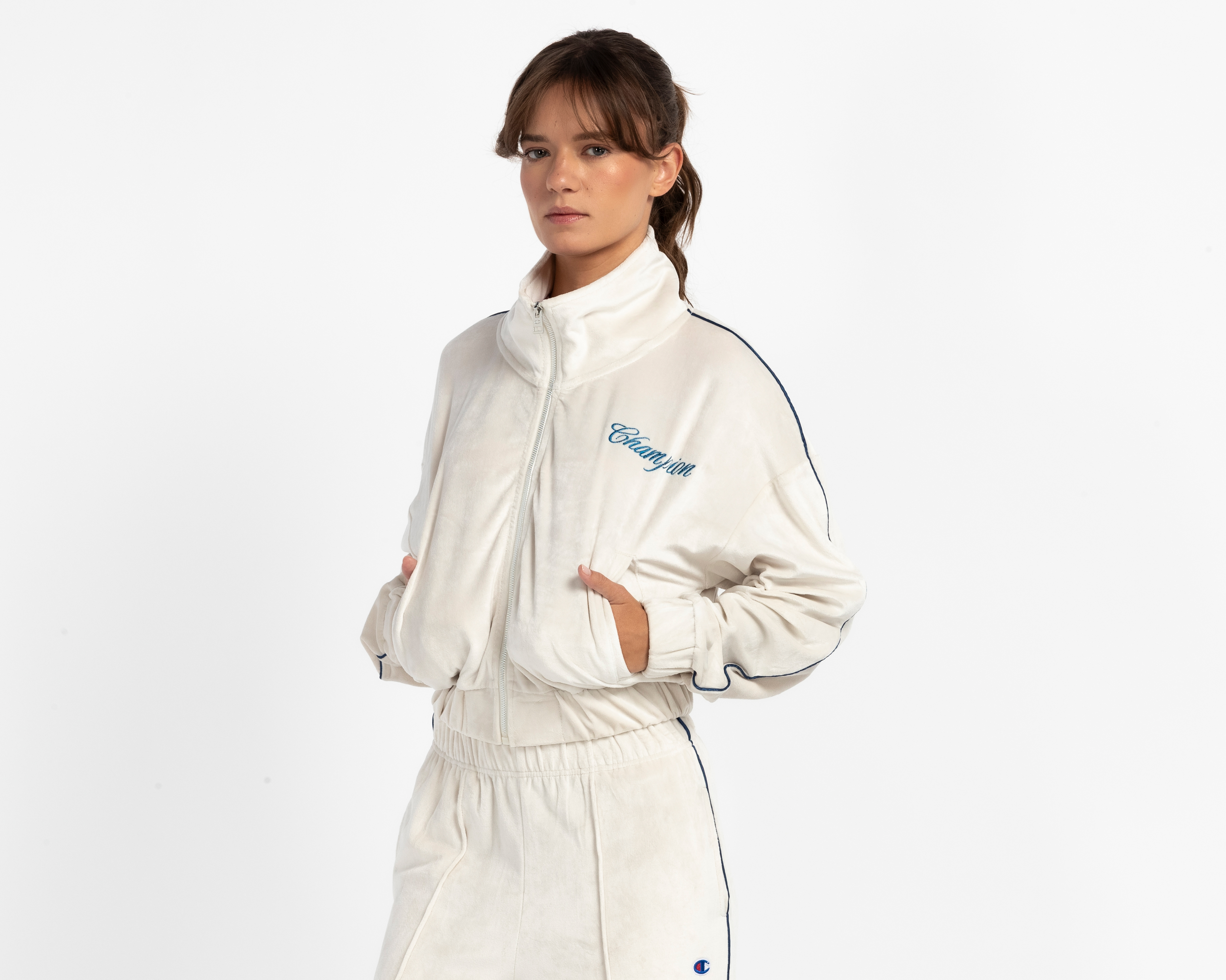 Chamarra Deportiva Champion para Mujer