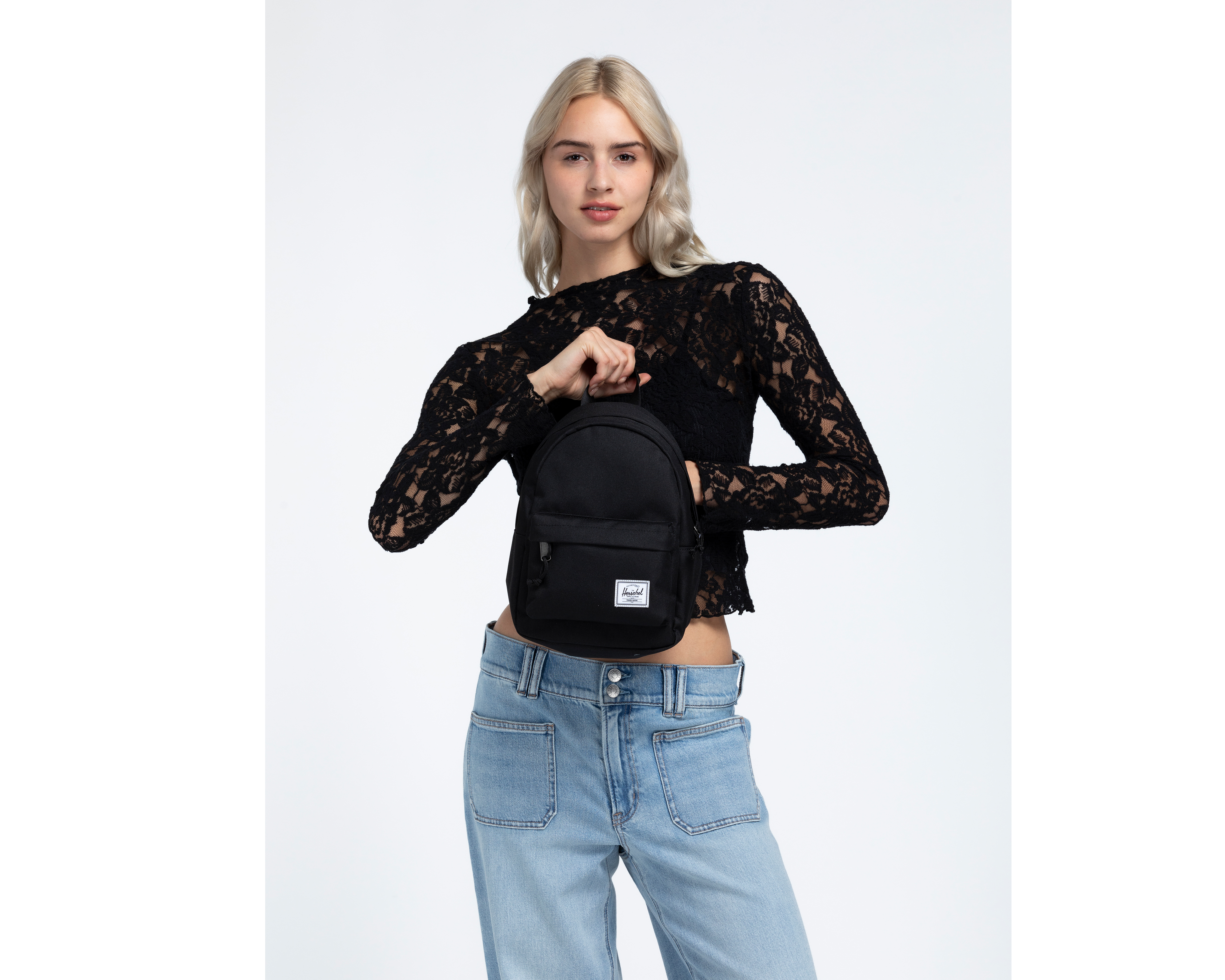 Foto 9 pulgar | Foto 8 | Mochila Herschel Classic Negra
