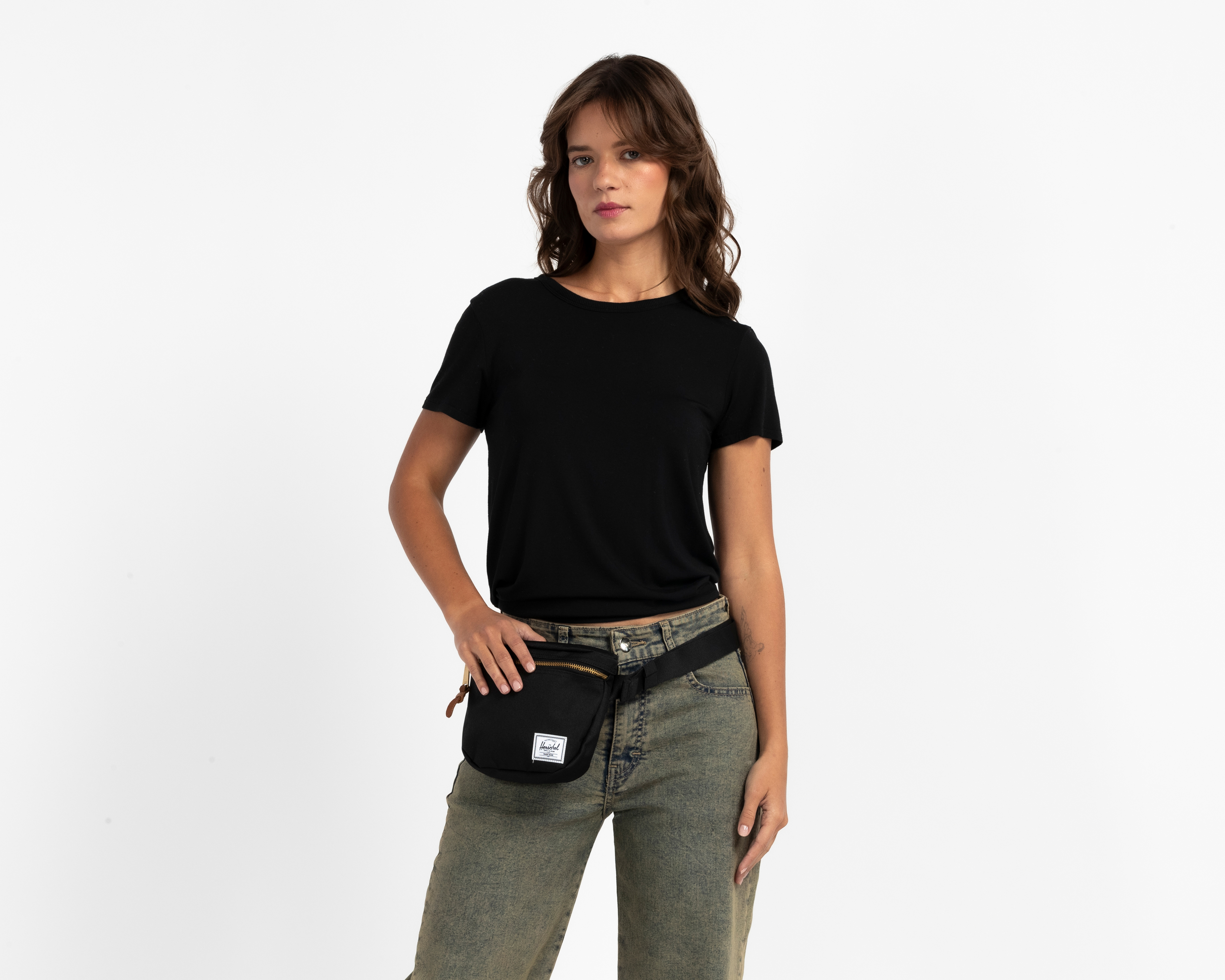 Foto 8 pulgar | Foto 7 | Bolsa Cruzada Herschel Settlement