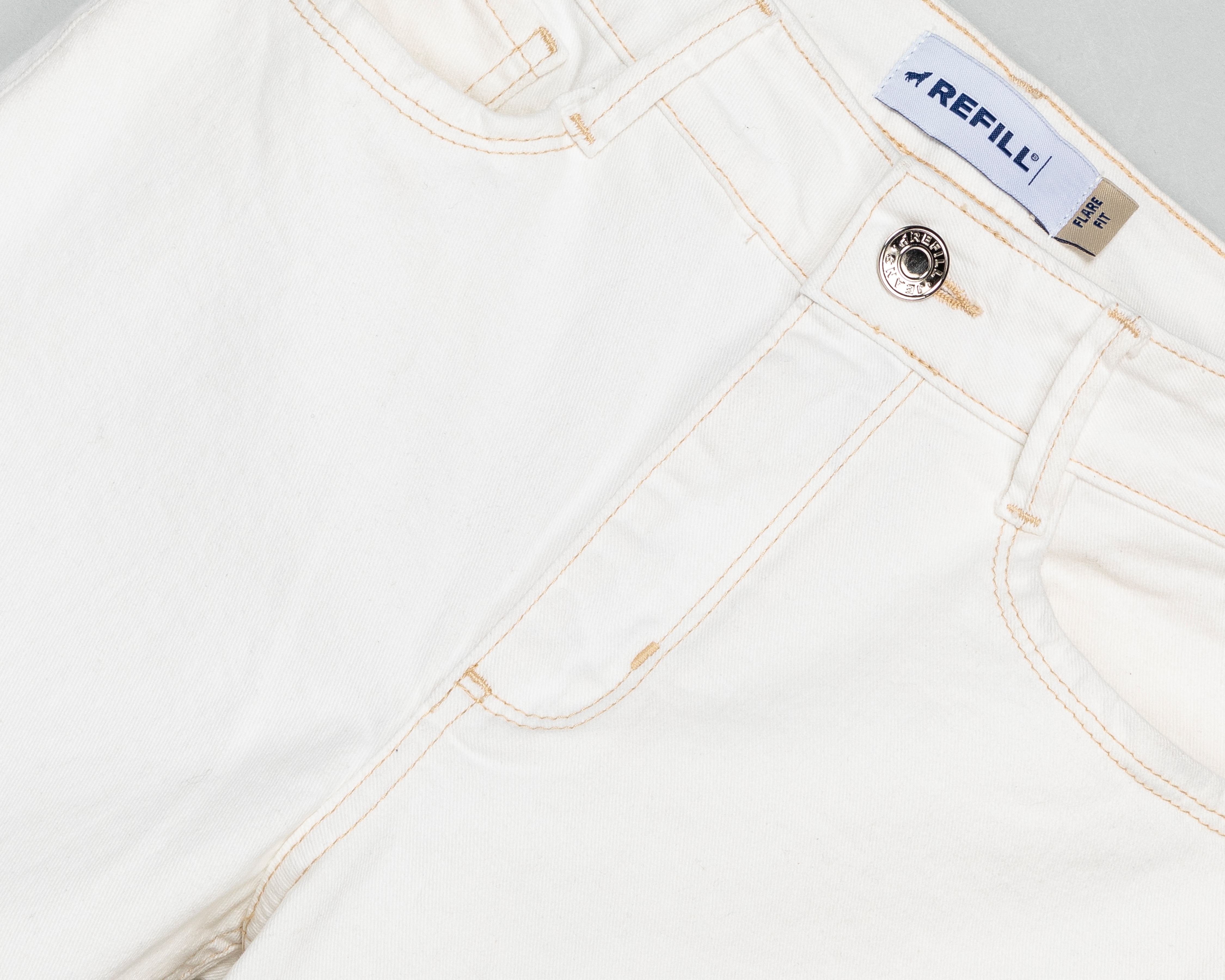 Foto 4 pulgar | Foto 3 | Jeans Flare Refill para Mujer