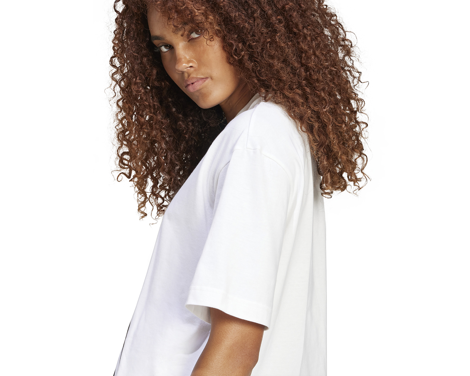 Foto 5 pulgar | Foto 4 | Playera Deportiva Adidas Essentials Big Logo Boyfriend para Mujer