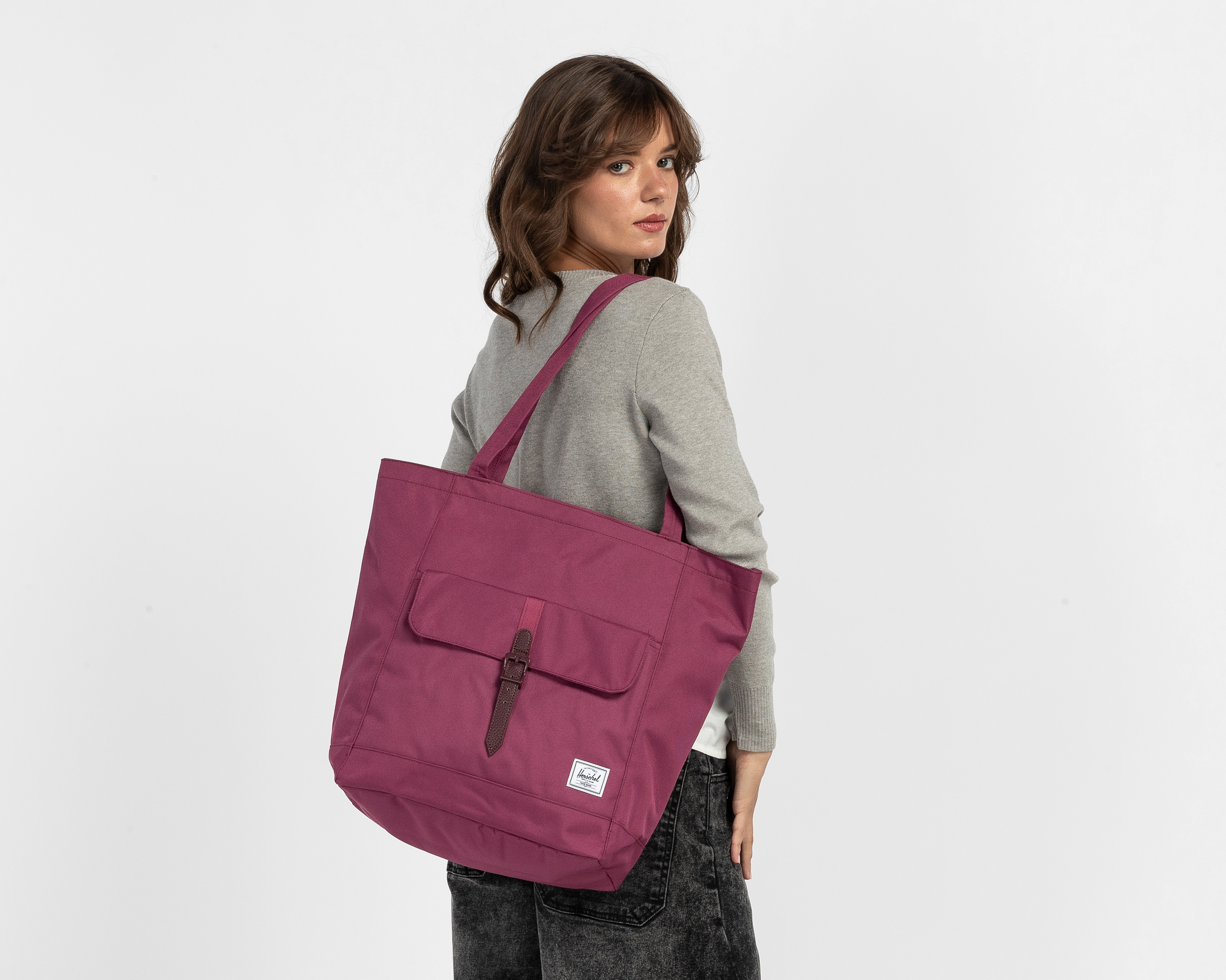 Foto 7 pulgar | Foto 6 | Bolsa de Mano Herschel Retreat