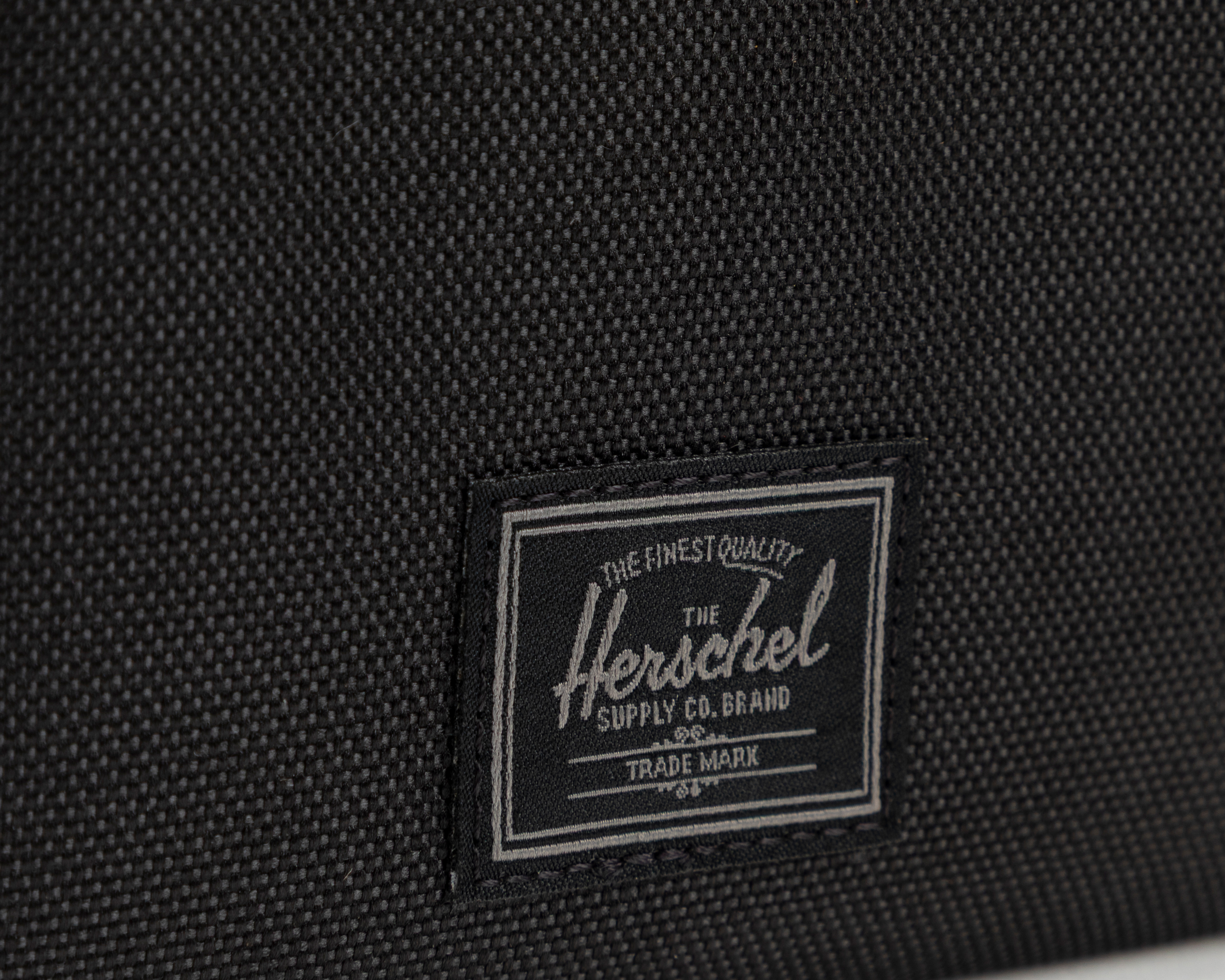 Foto 6 | Foto 5 | Cartera para Mujer Herschel Negra