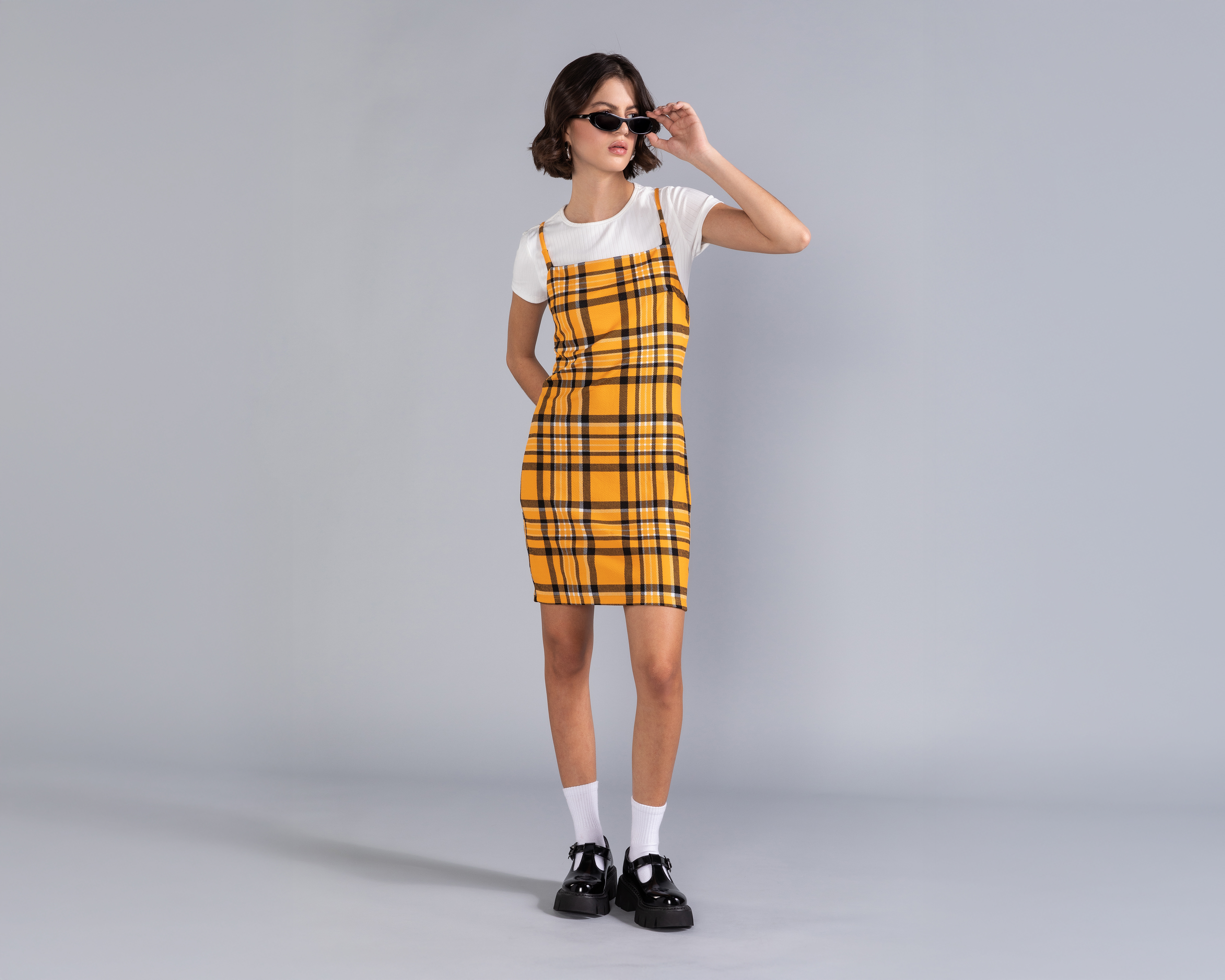 Foto 1 | Foto 1 | Vestido Corto de Cuadros con Playera Abajo Strona para Mujer