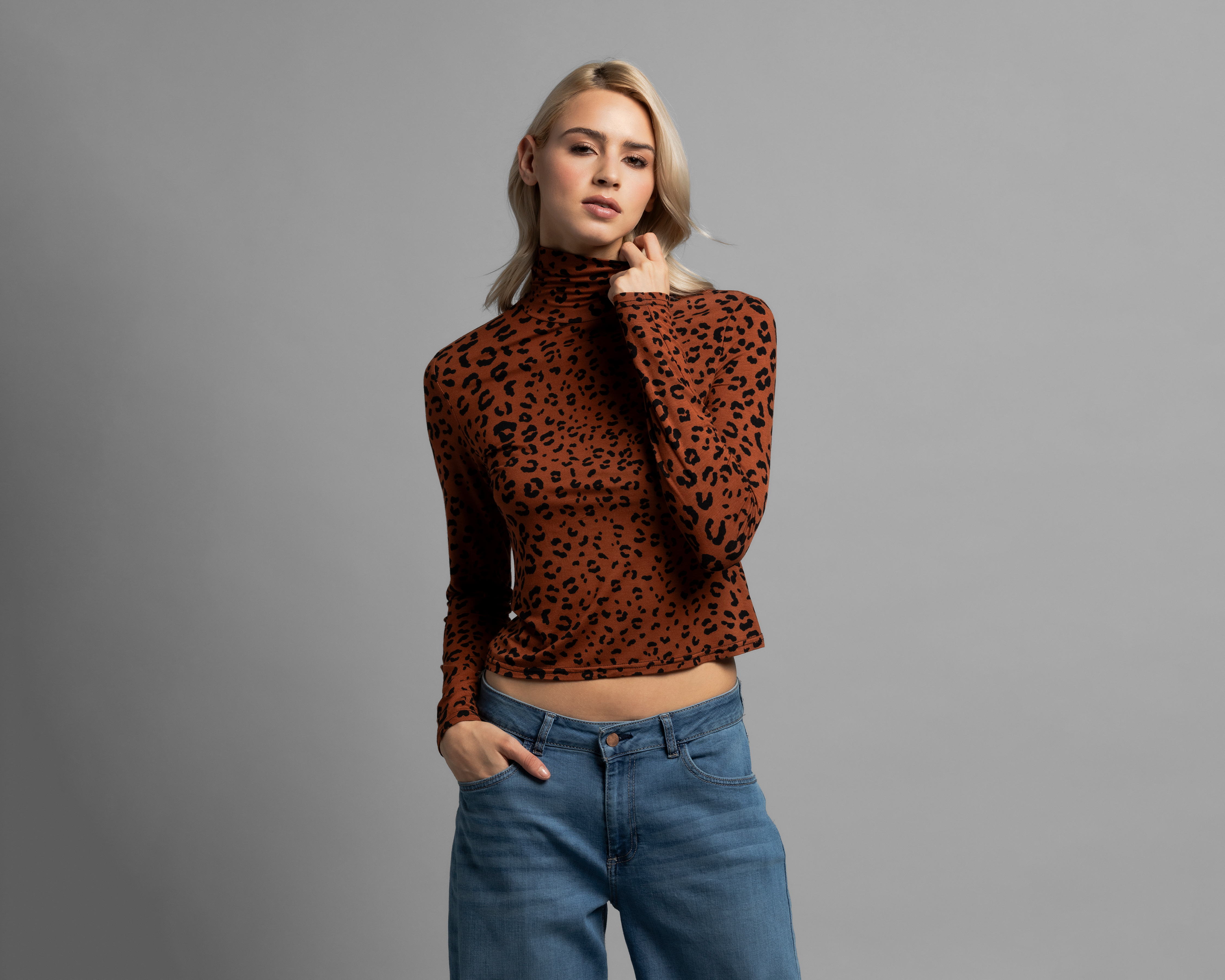 Foto 3 pulgar | Foto 2 | Playera Manga Larga Strona para Mujer