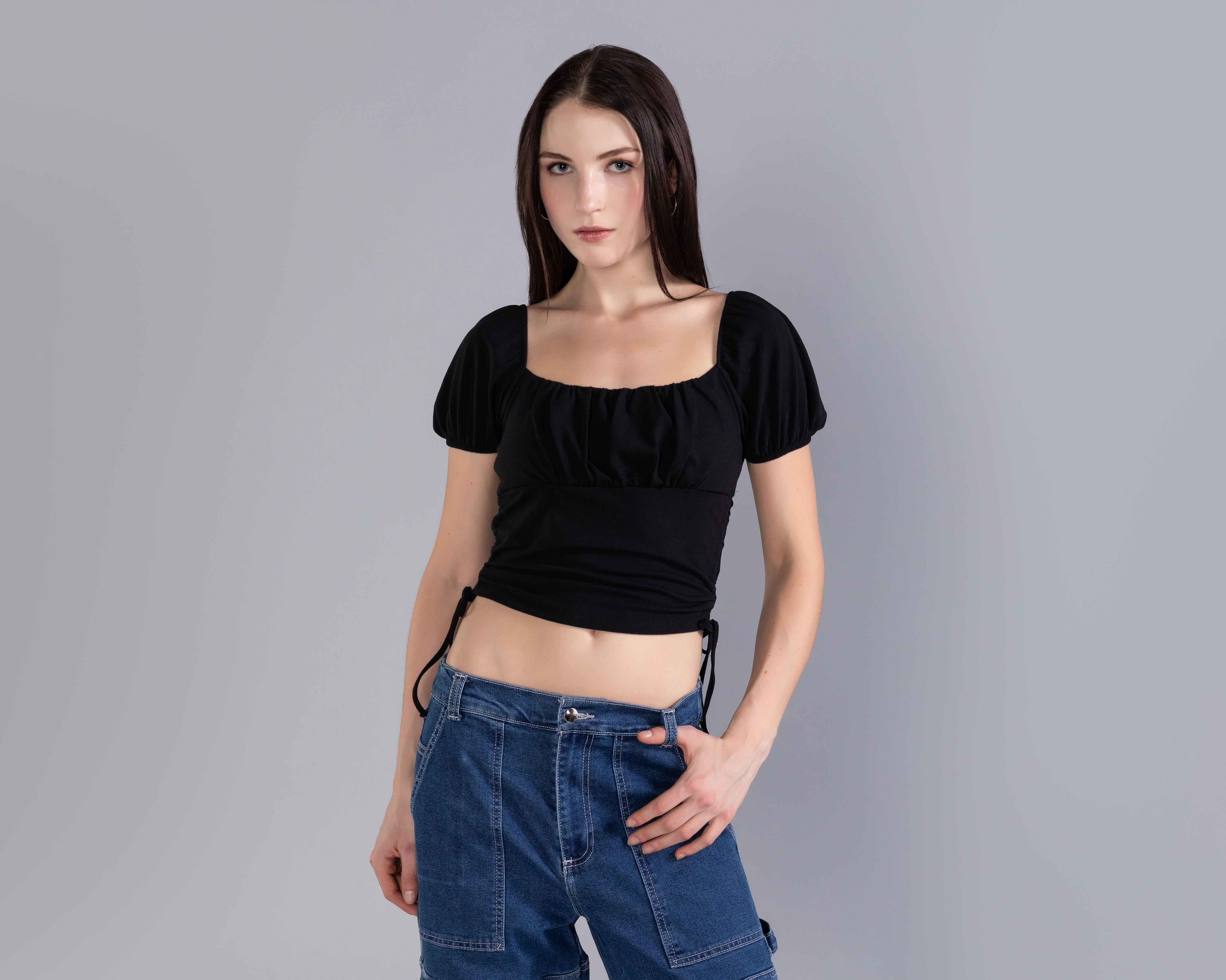 Foto 3 pulgar | Foto 2 | Playera Manga Corta Abullonada con Jaretas Costados Strona para Mujer