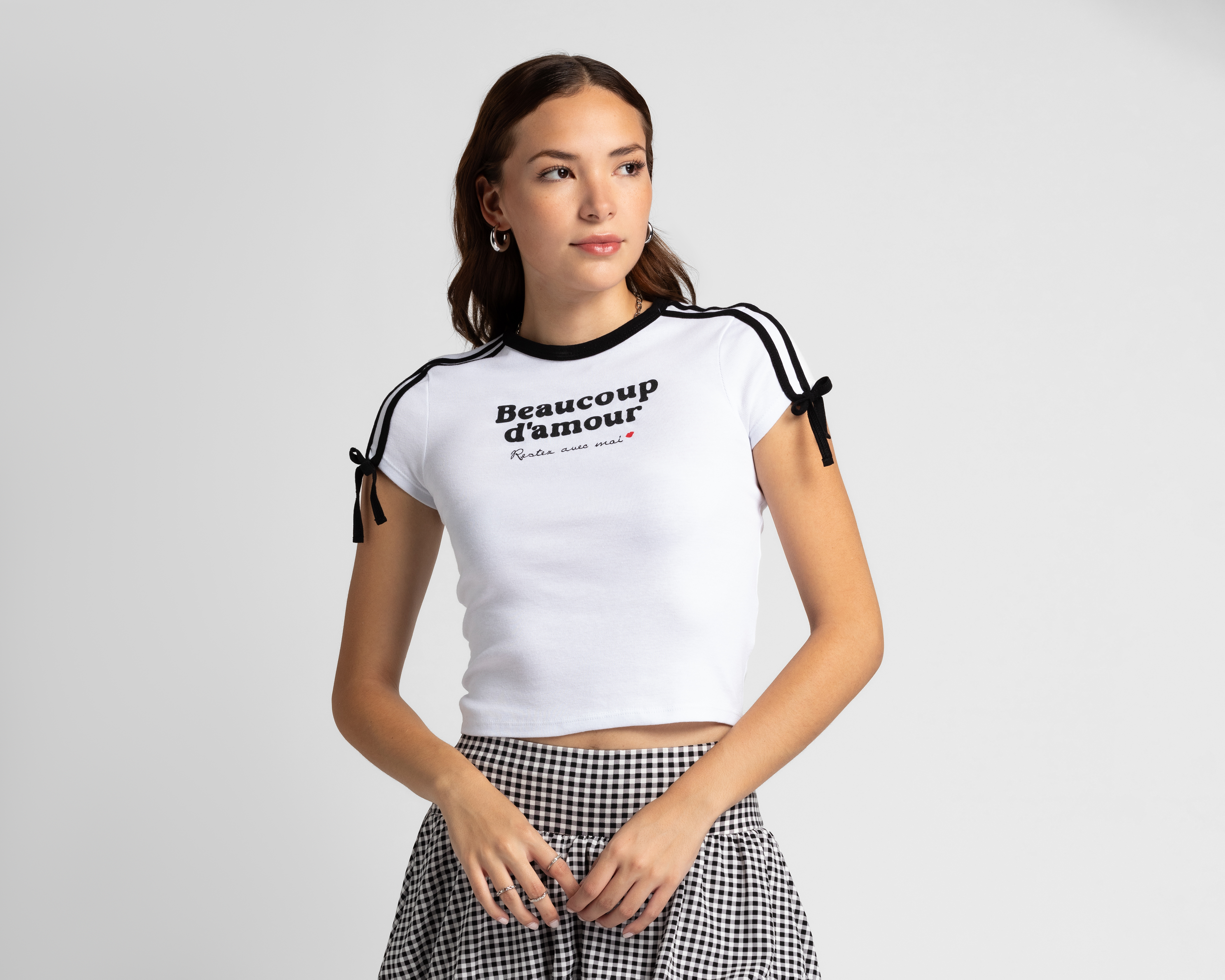 Foto 2 pulgar | Foto 1 | Playera Refill Manga Corta Juvenil