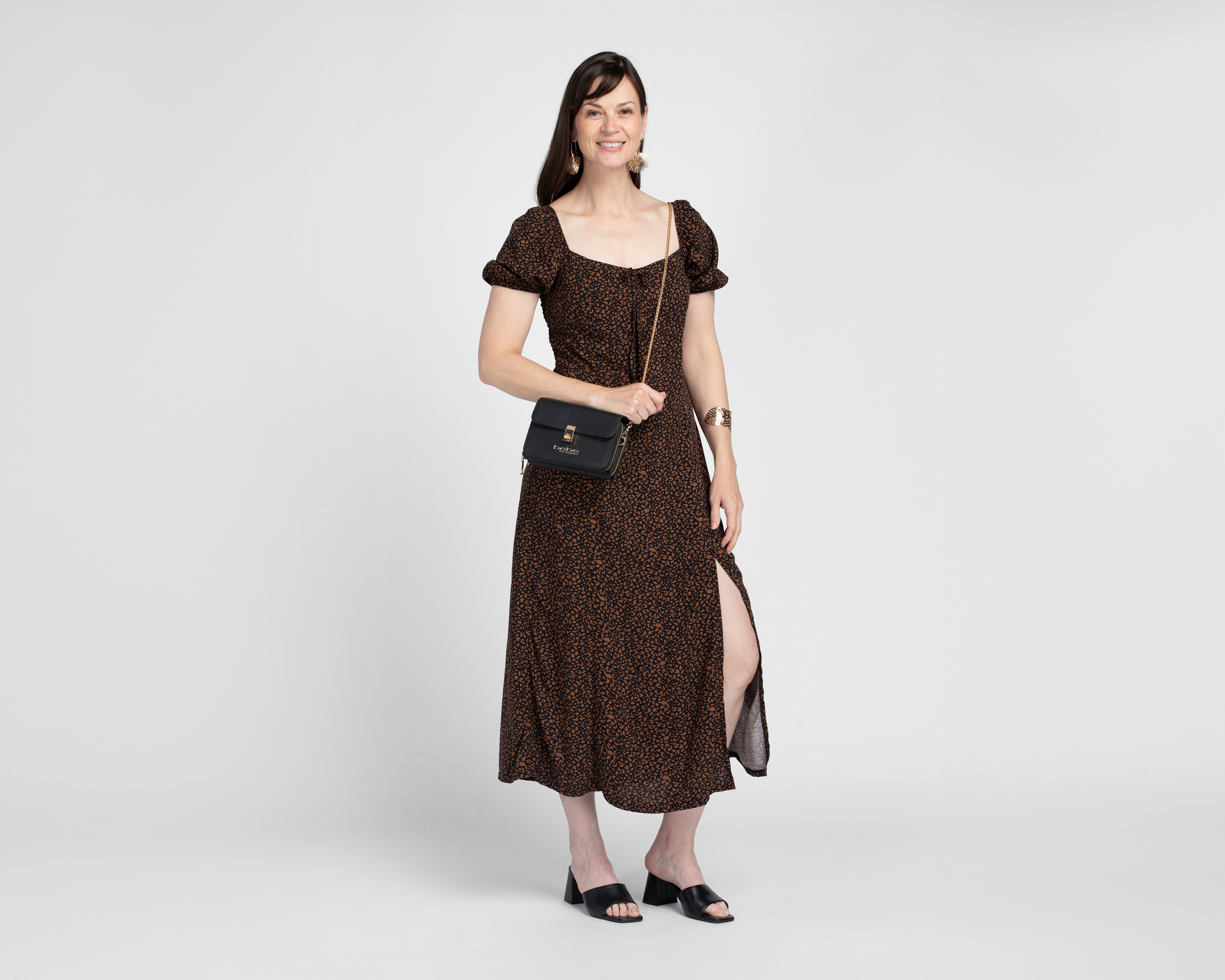 Foto 3 pulgar | Foto 2 | Vestido Casual Sahara Café Manga Corta con Abertura para Mujer