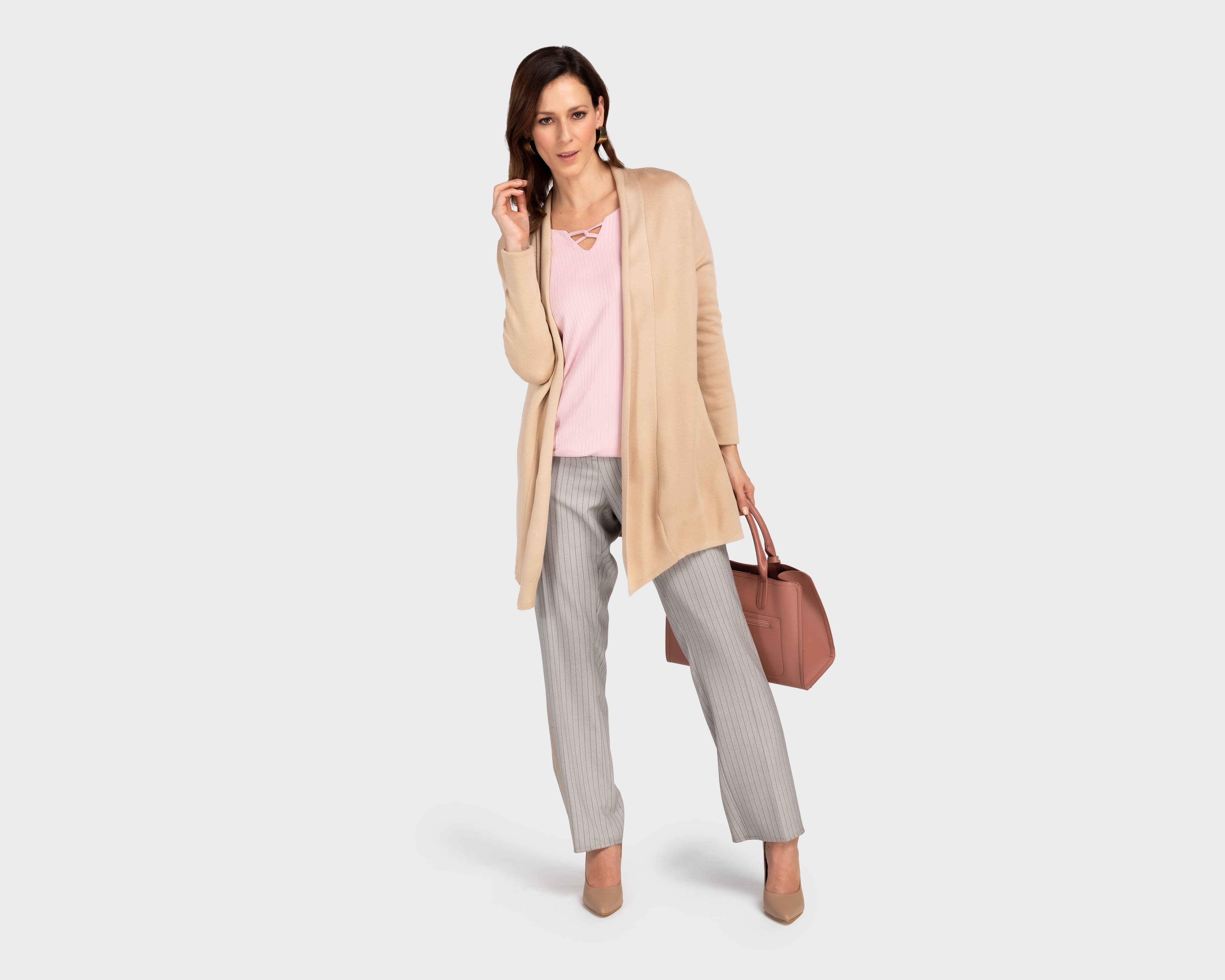 Foto 3 pulgar | Foto 2 | Cárdigan Sahara Beige