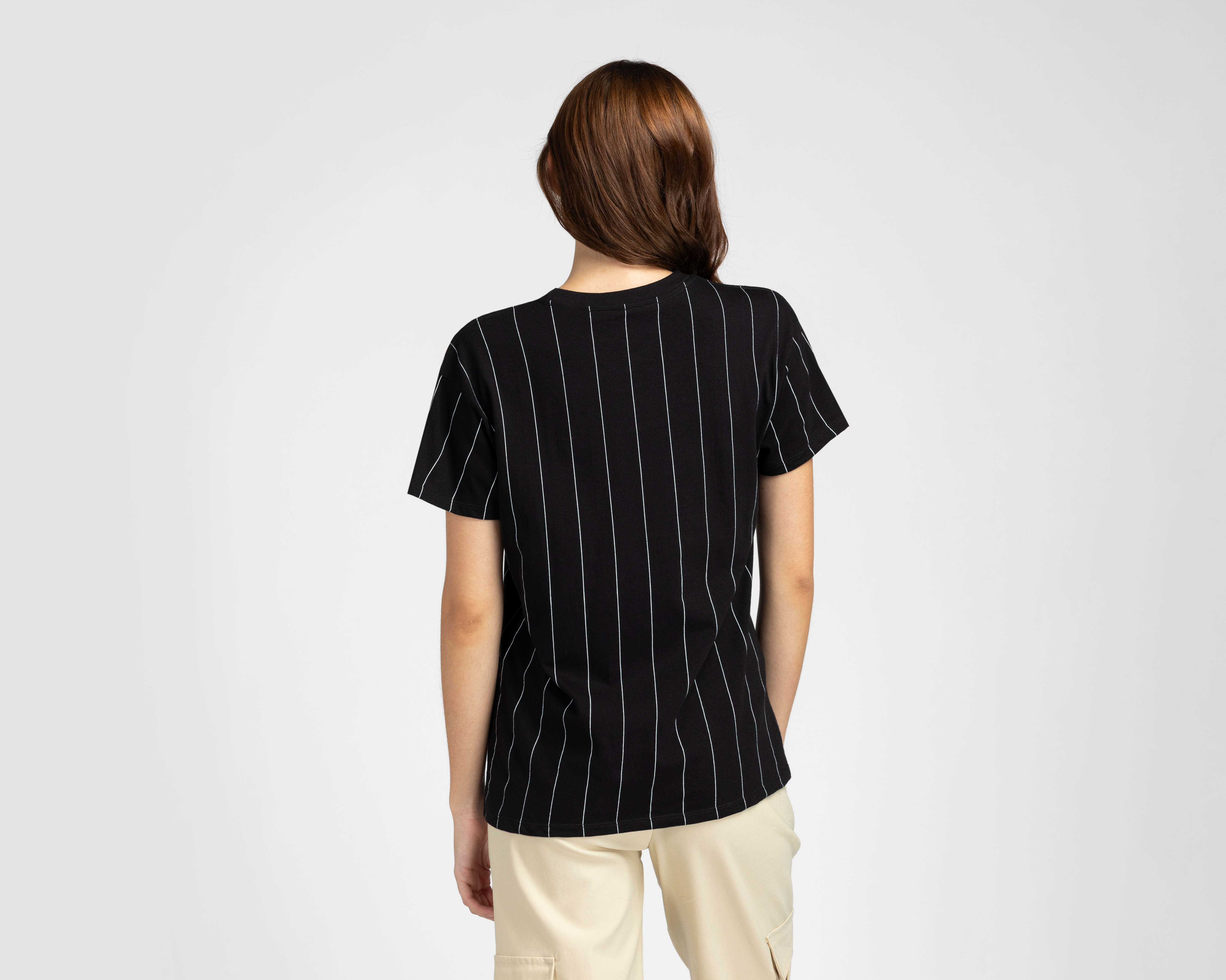 Foto 4 pulgar | Foto 3 | Playera Estampada Refill para Mujer