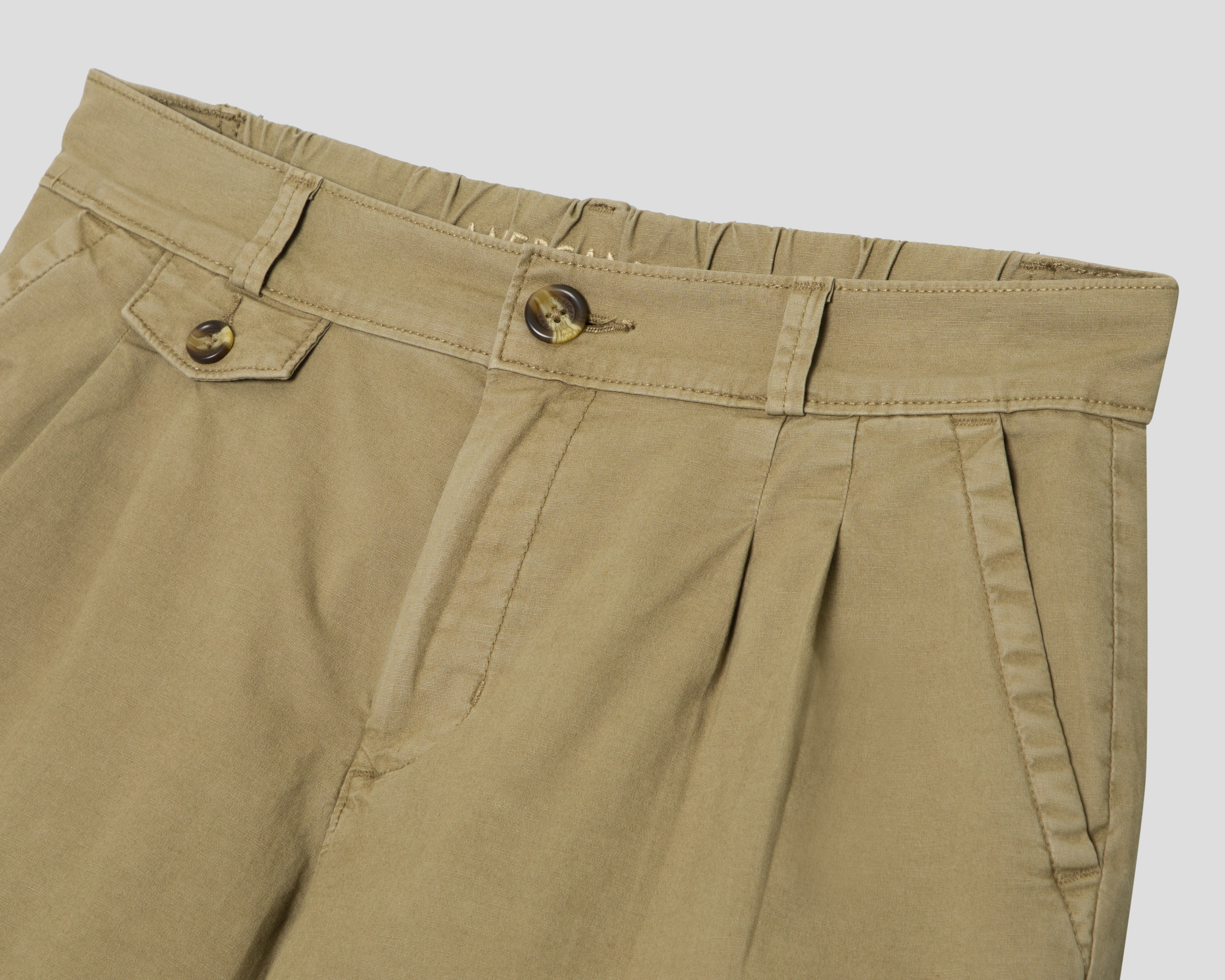 Foto 4 pulgar | Foto 3 | Short American Eagle Verde Olivo para Mujer