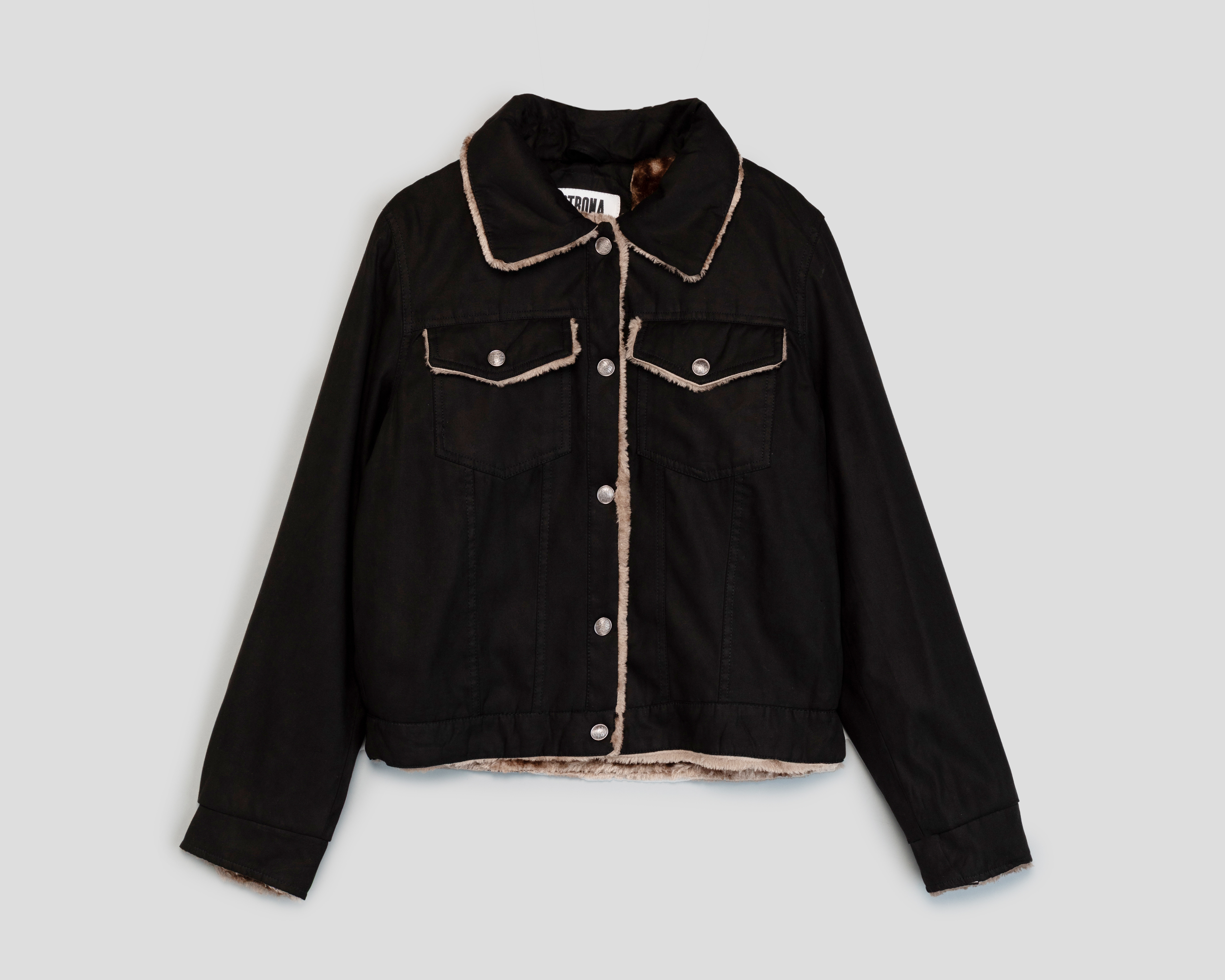 Foto 2 pulgar | Foto 1 | Chamarra Negra Strona para Mujer