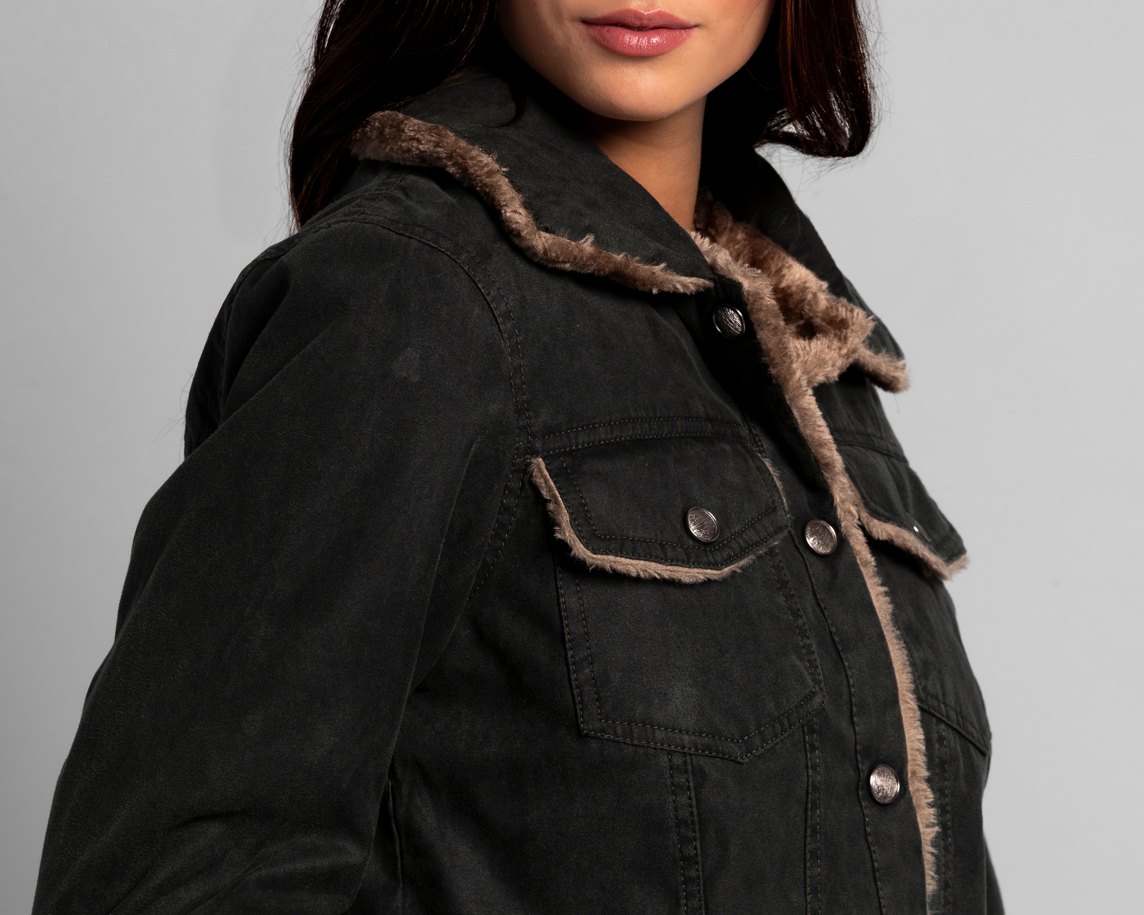 Foto 5 pulgar | Foto 4 | Chamarra con Botones Strona para Mujer