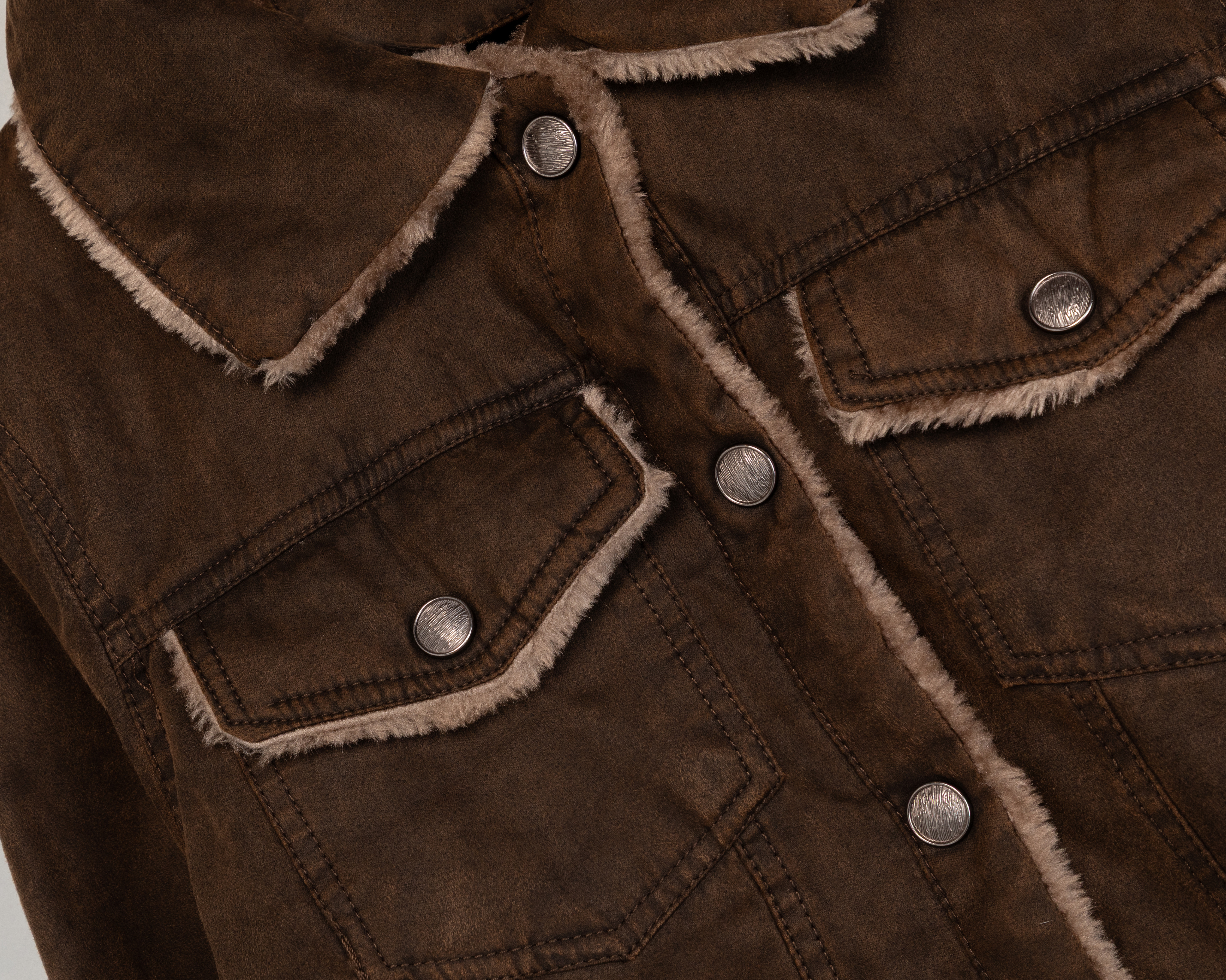 Foto 4 pulgar | Foto 3 | Chamarra Café Strona para Mujer