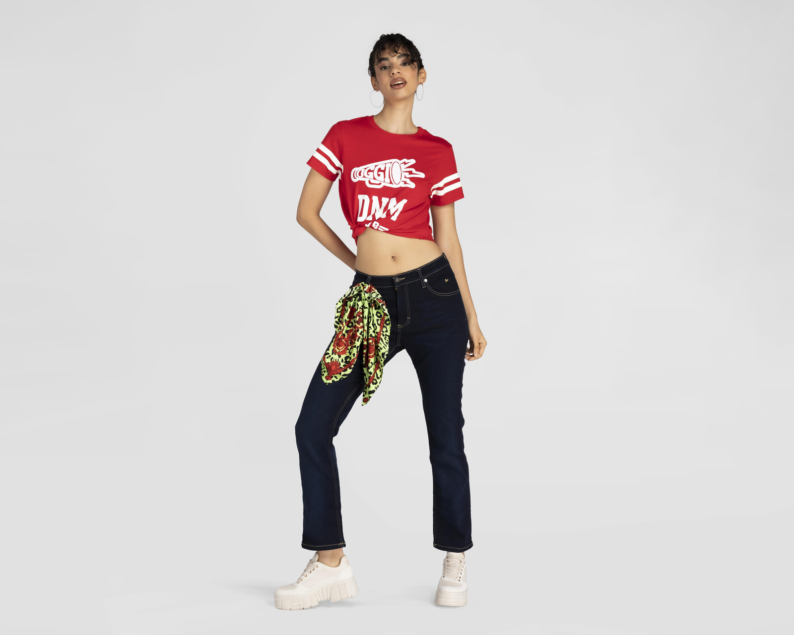 Foto 3 pulgar | Foto 2 | Jeans Recto Lee para Mujer