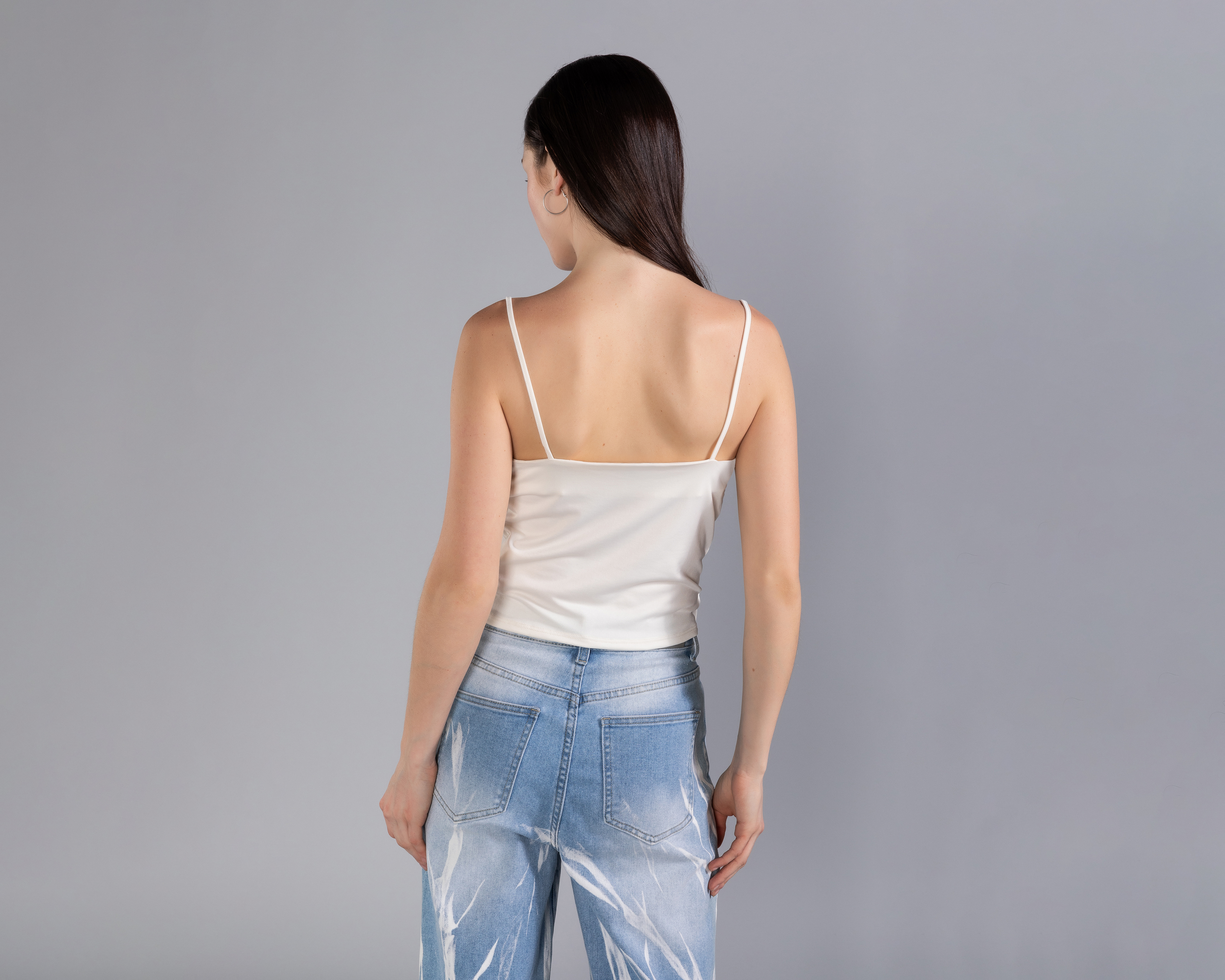 Foto 4 pulgar | Foto 3 | Playera sin Manga Drapeado en Escote Strona para Mujer