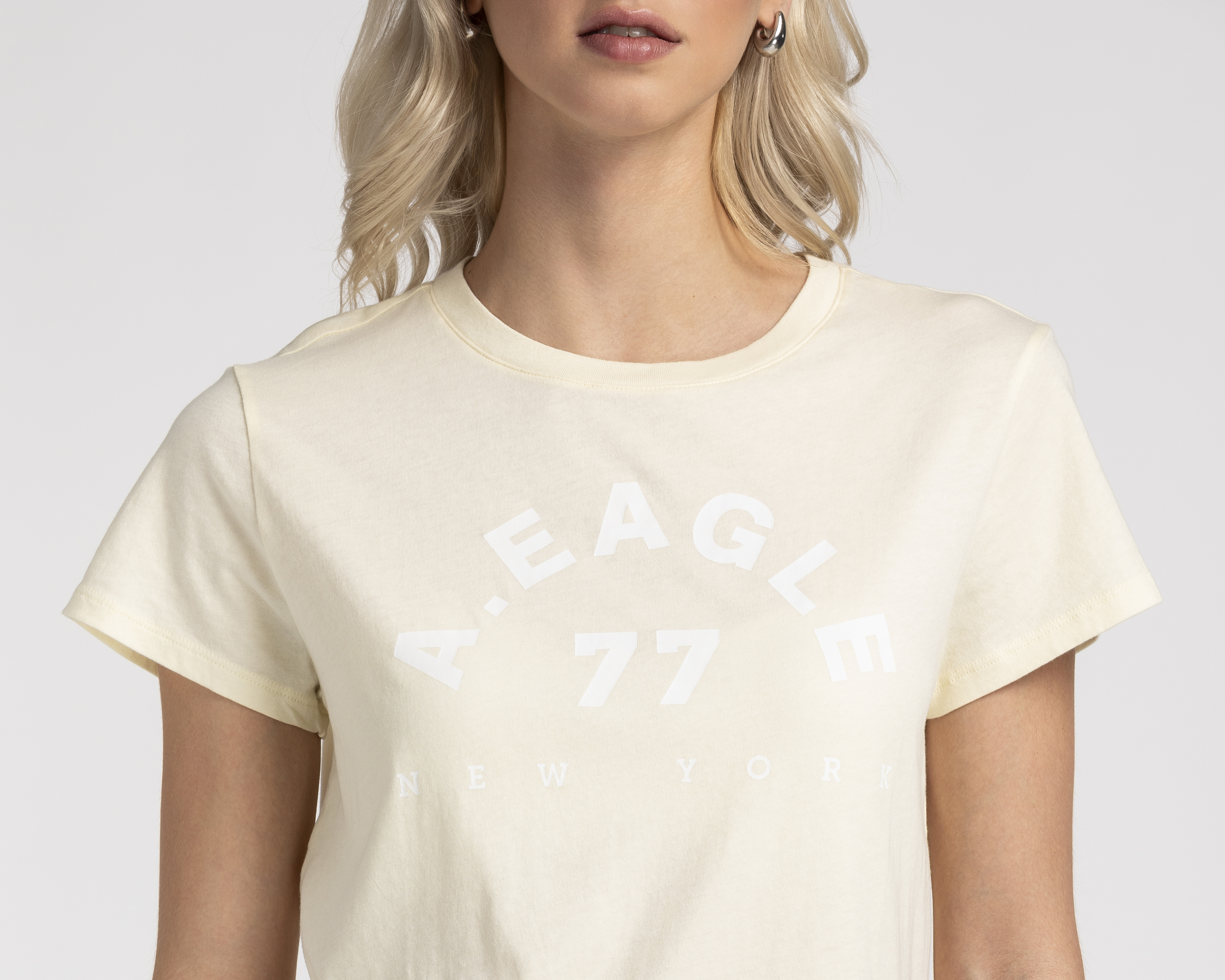 Foto 5 pulgar | Foto 4 | Playera Manga Corta American Eagle para Mujer