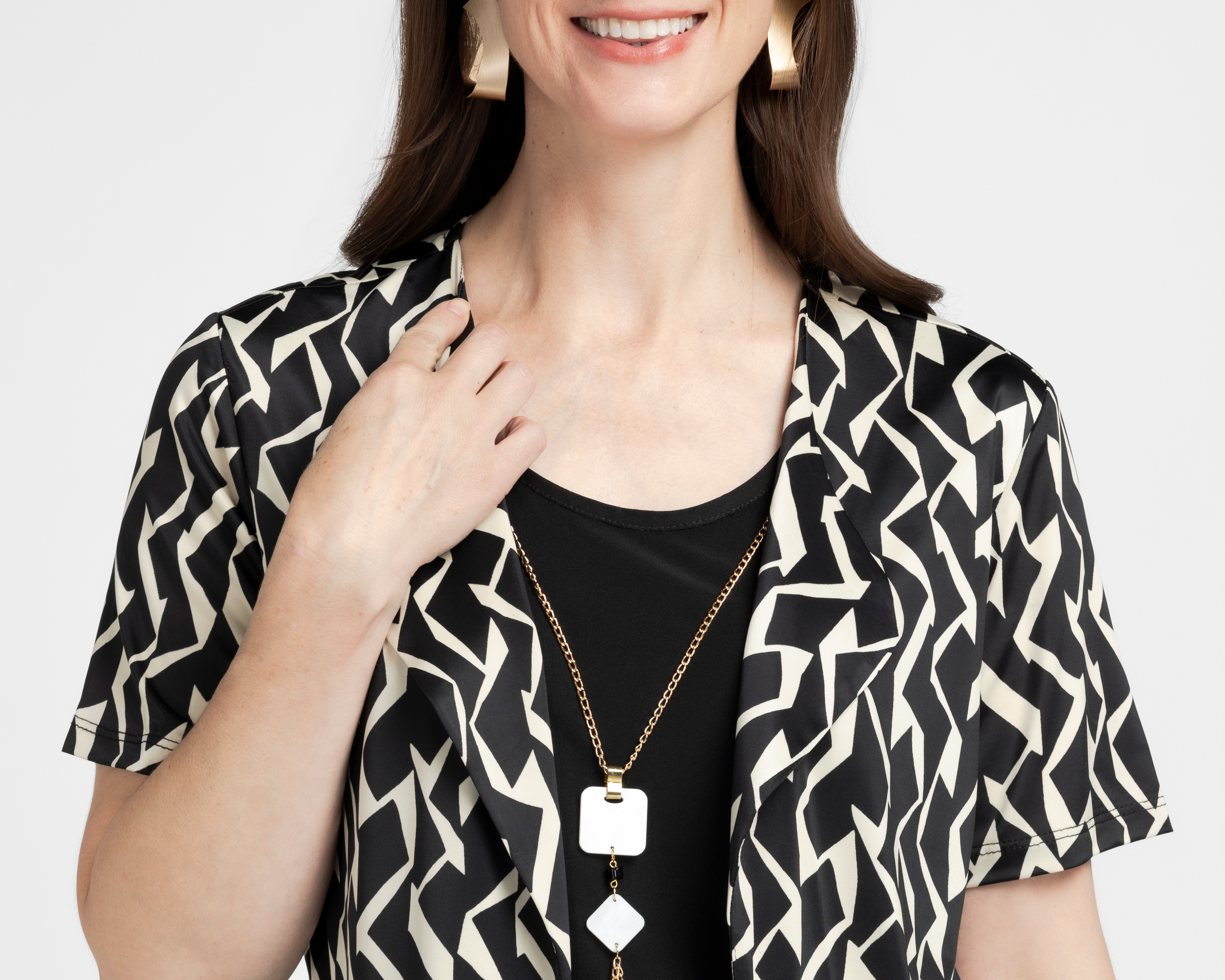 Foto 5 pulgar | Foto 4 | Blusa con Collar Lady Sun para Mujer