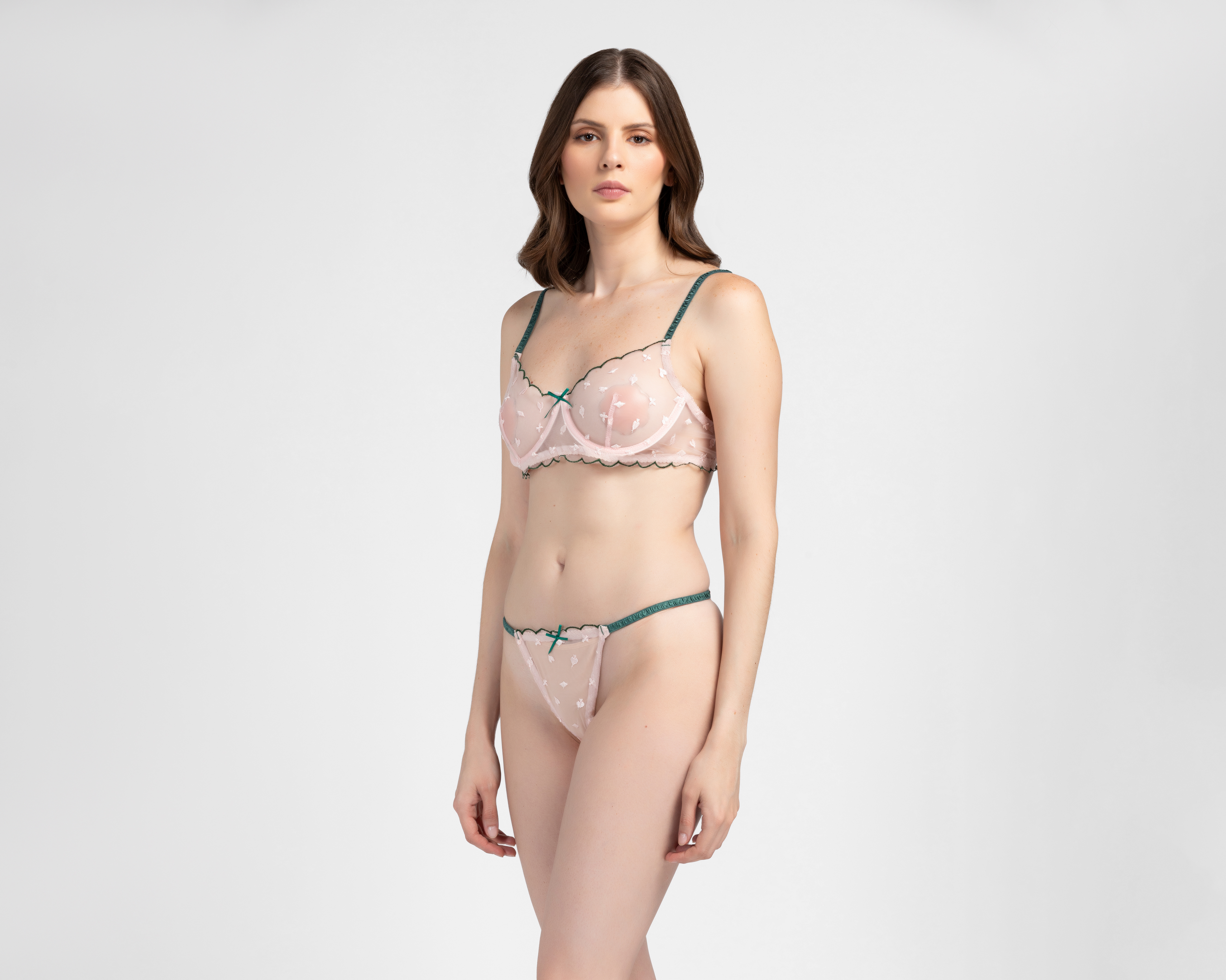 Coordinado de Encaje Media Copa Eva tu Estilo Íntimo para Mujer