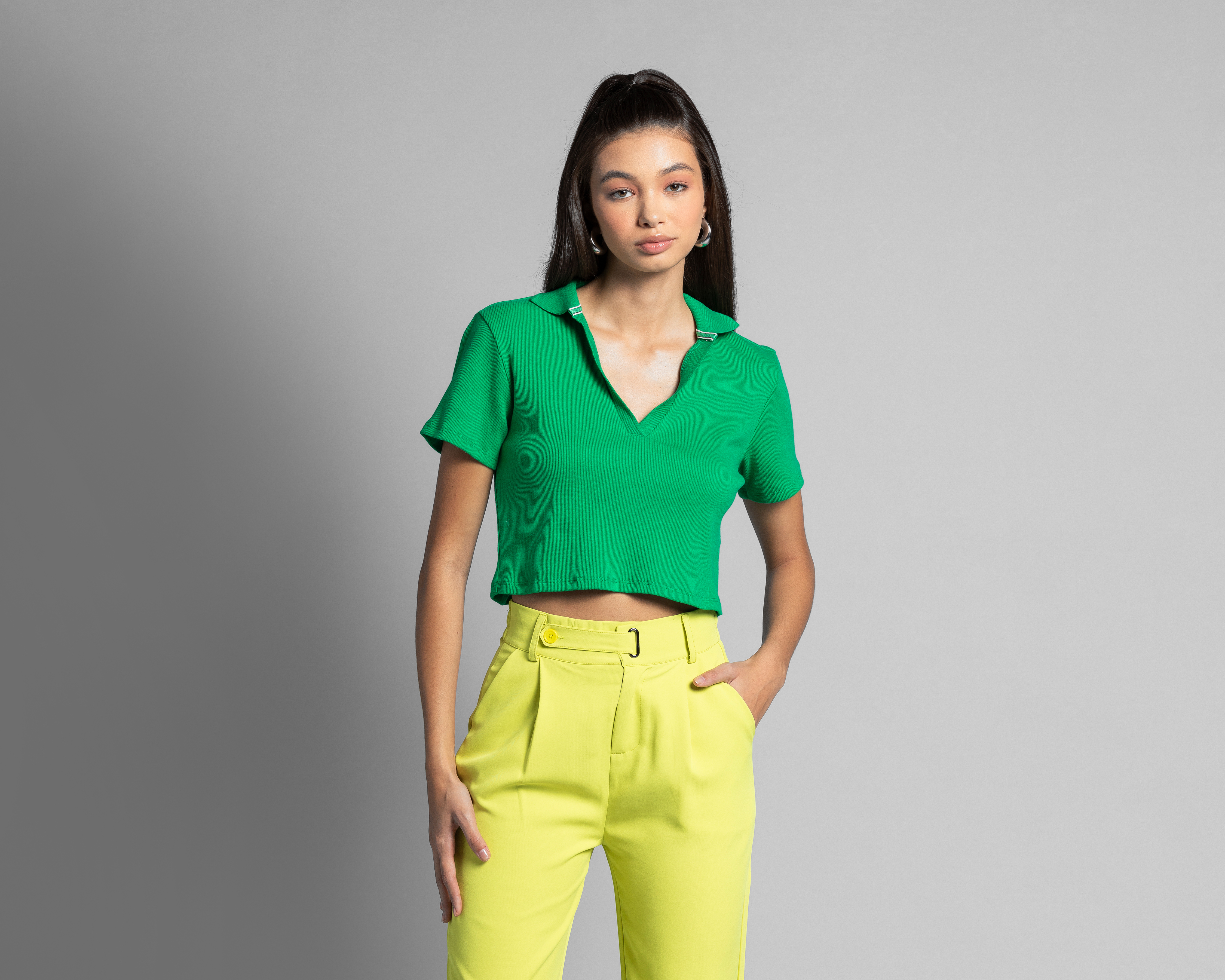 Blusa Thinner Manga Corta Acanalada