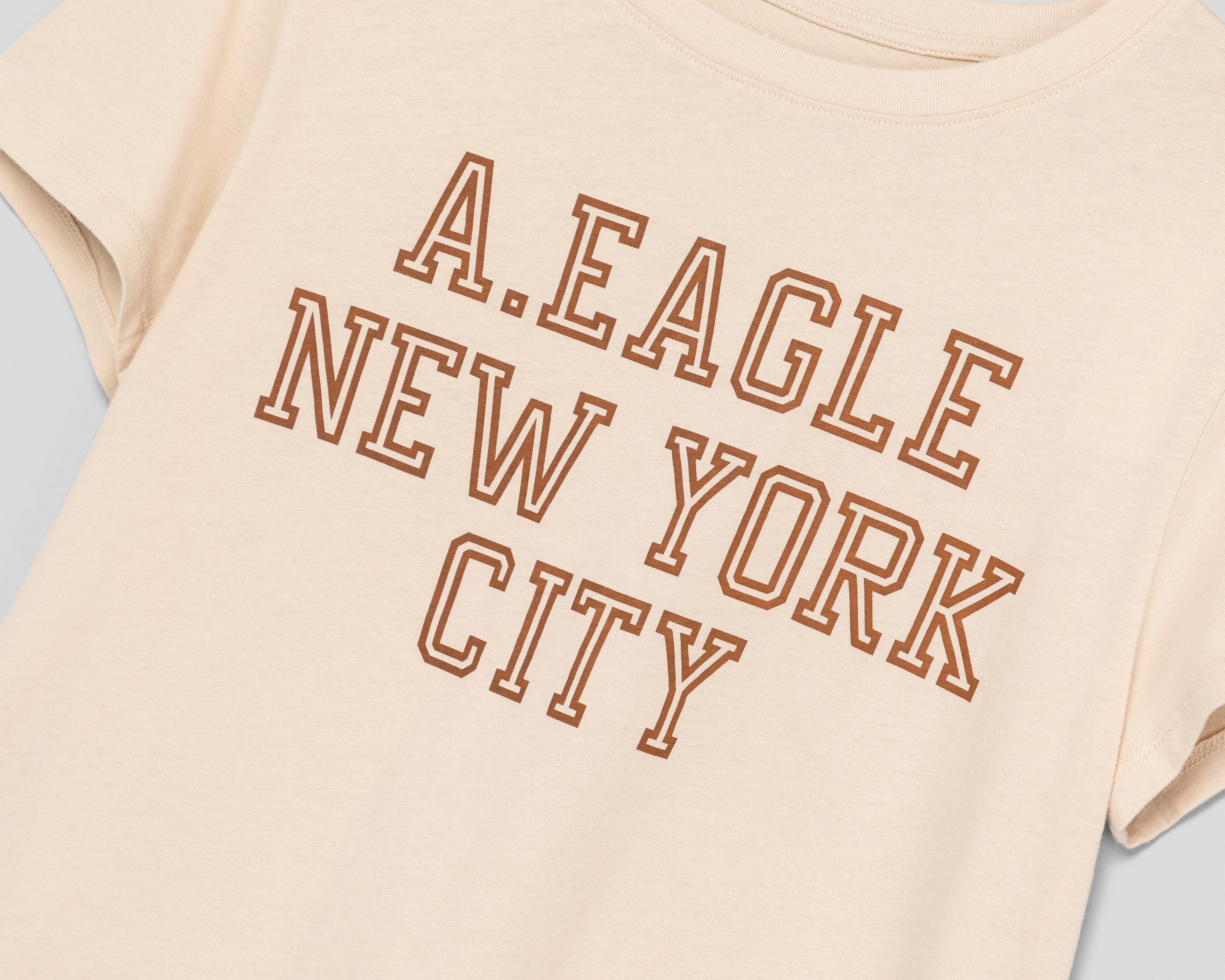 Foto 4 pulgar | Foto 3 | Playera Beige American Eagle para Mujer