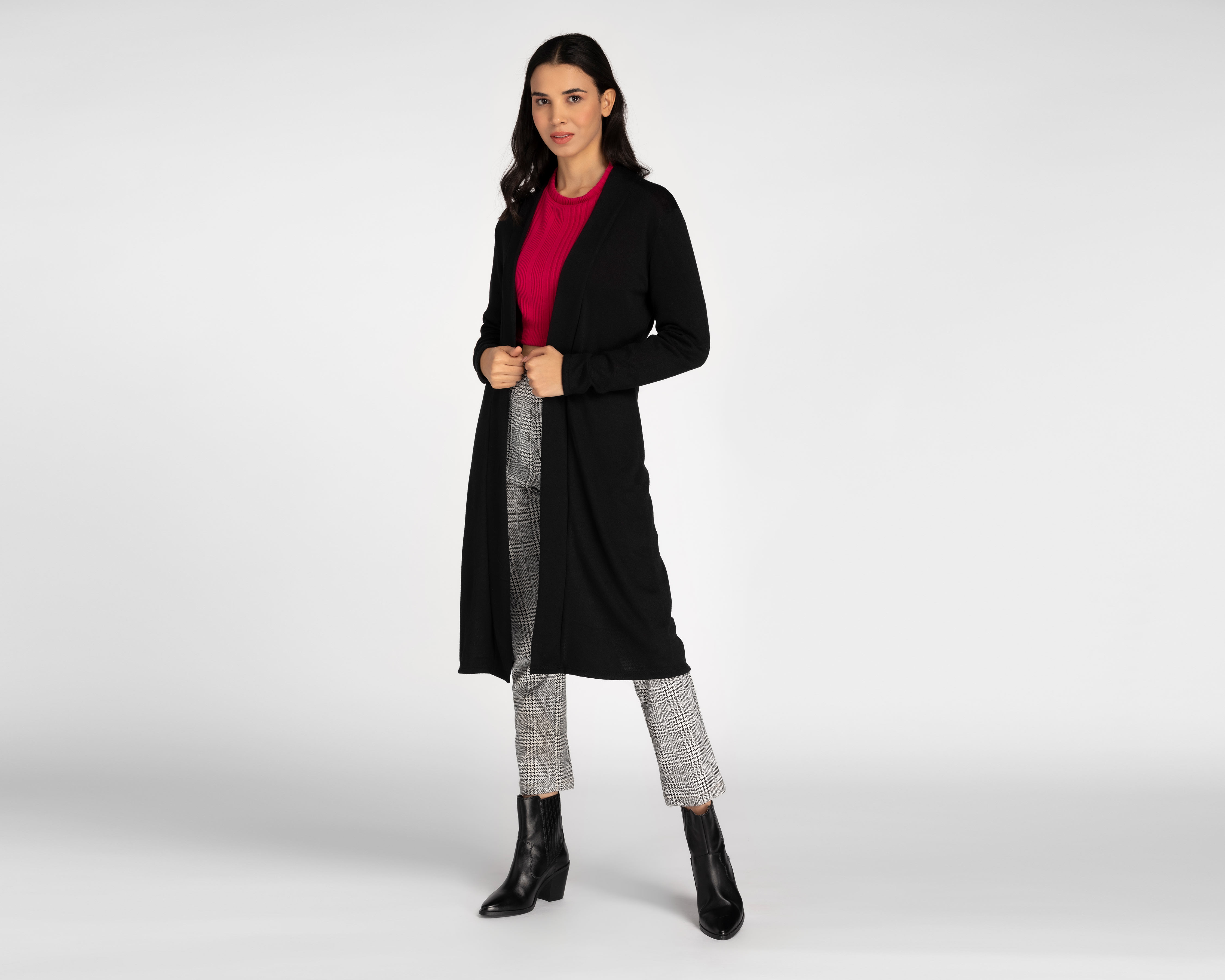 Foto 2 pulgar | Foto 1 | Cárdigan Sahara Negro