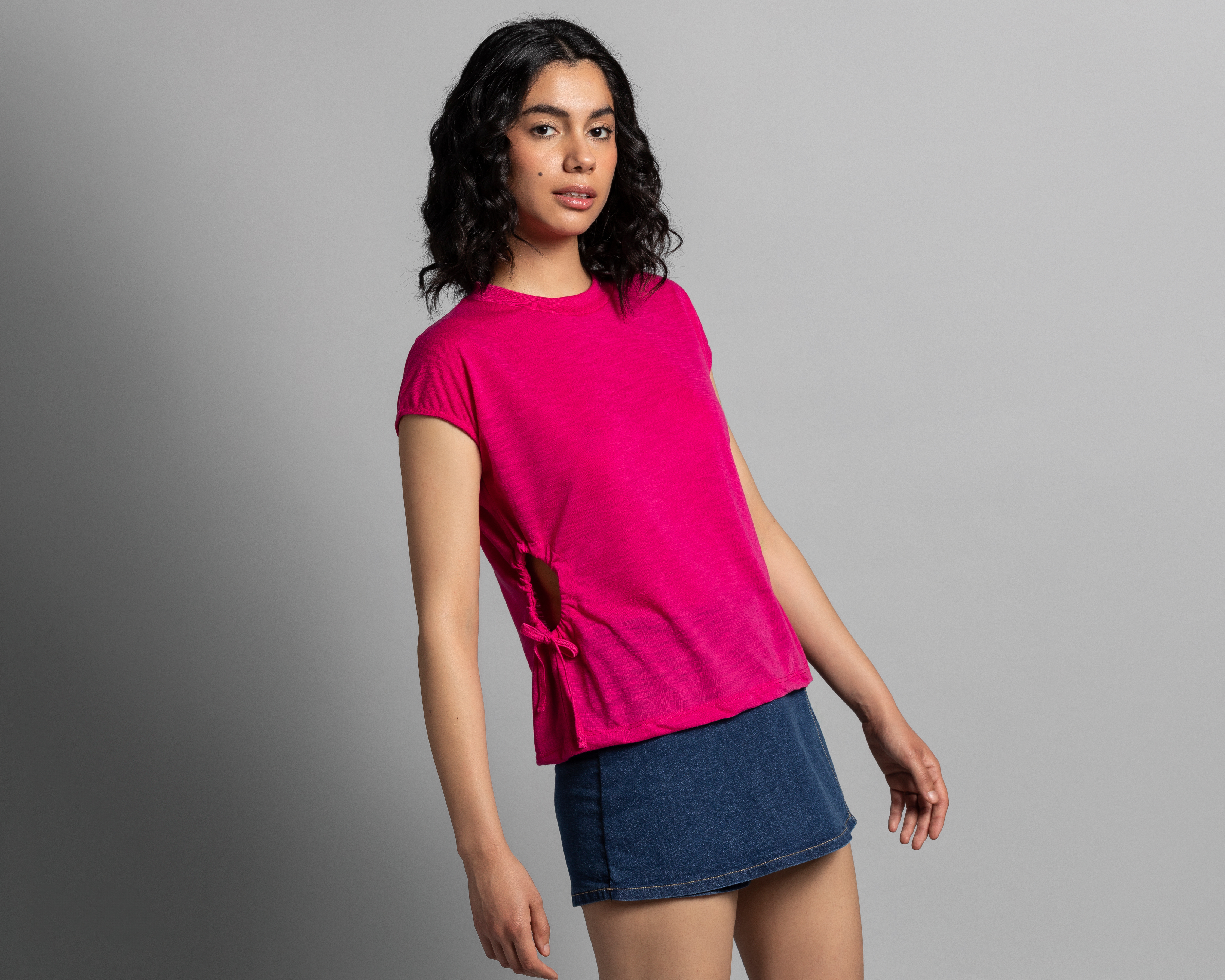 Playera Thinner Rosa con Aberturas