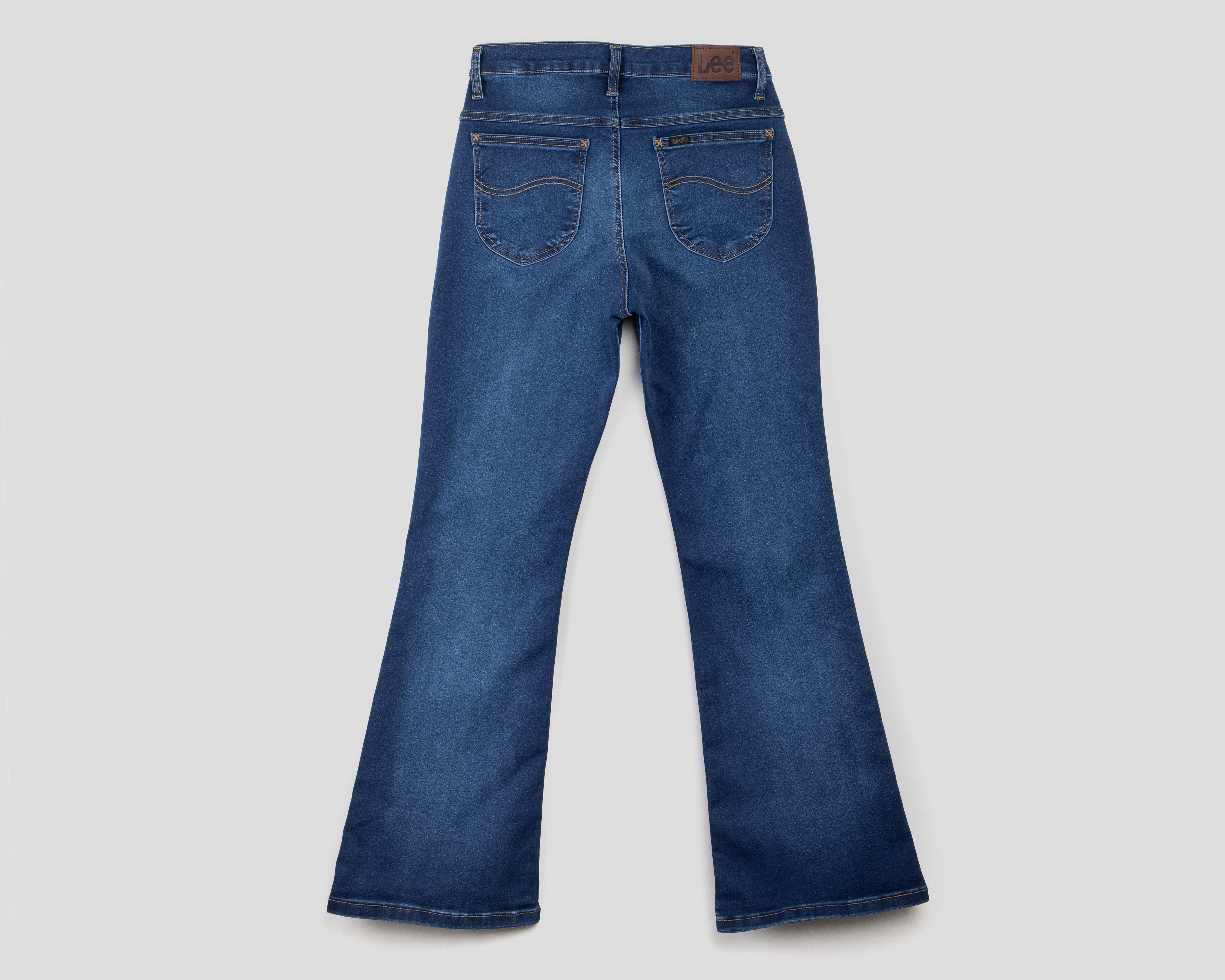 Foto 3 pulgar | Foto 2 | Jeans Flare Lee para Mujer