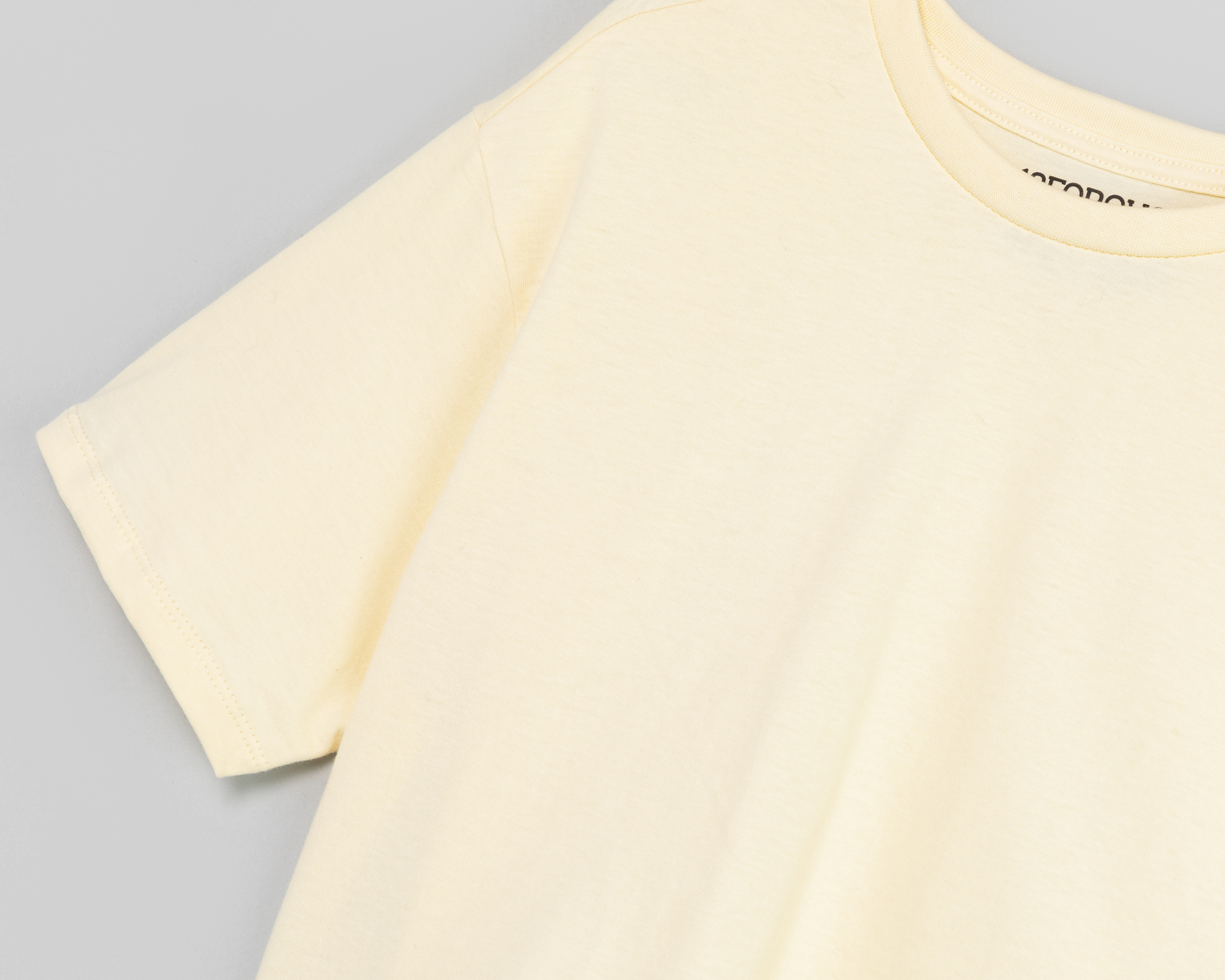 Foto 4 pulgar | Foto 3 | Playera Amarilla 18 Forever para Mujer