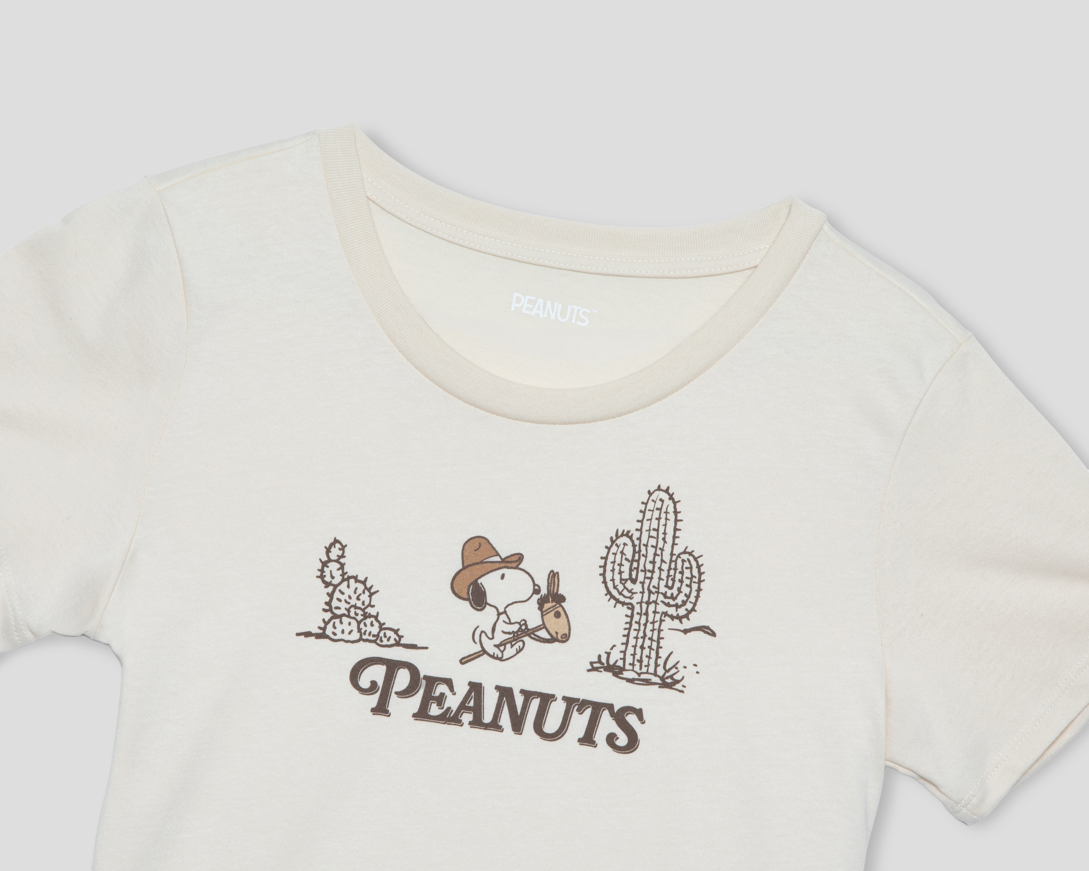 Foto 3 | Foto 3 | Playera Manga Corta Peanuts para Mujer