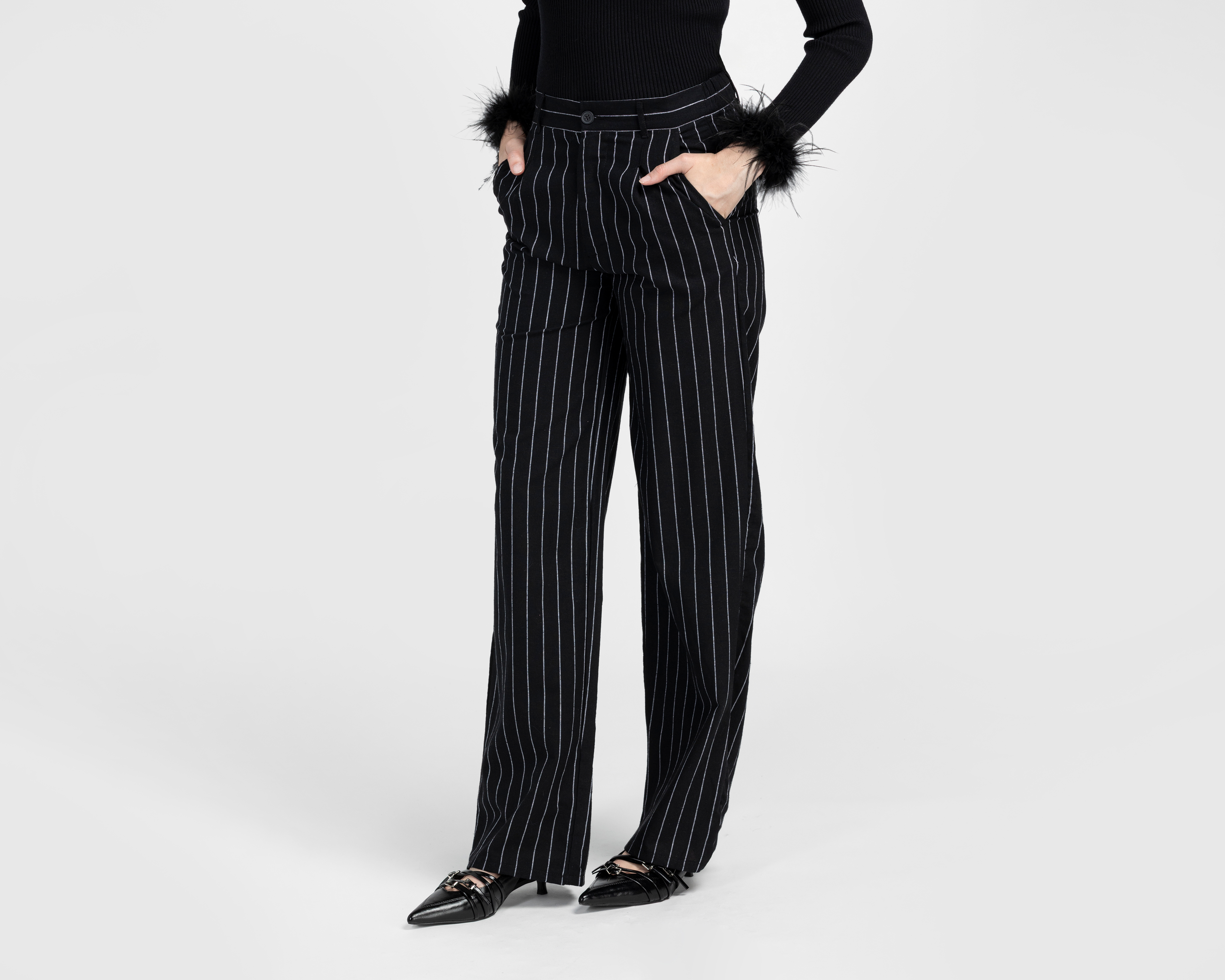 Pantalón Tipo Lino Raya Dipolomática Sahara para Mujer