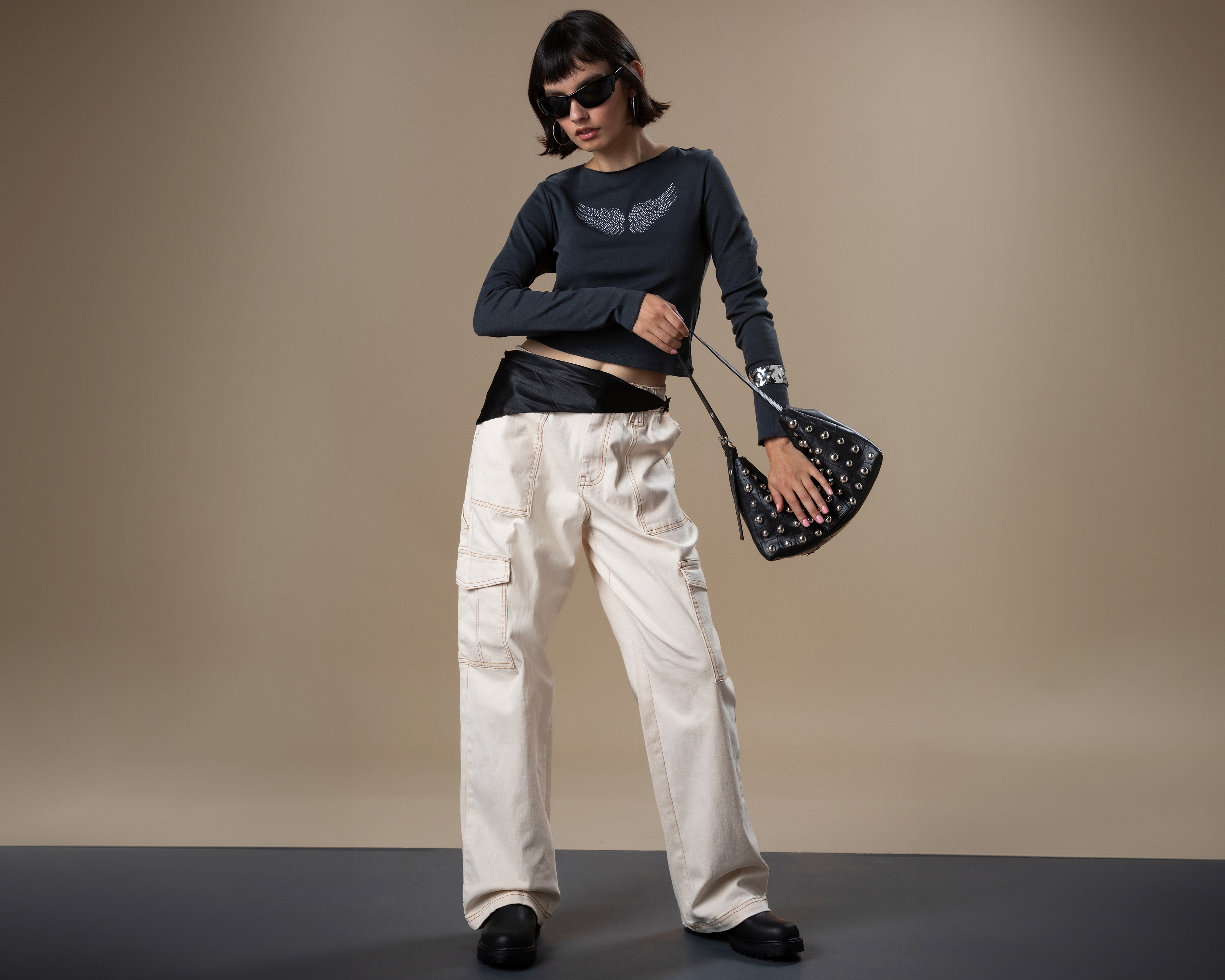 Pantalón Cargo Mezclilla con Costuras Contraste Strona para Mujer