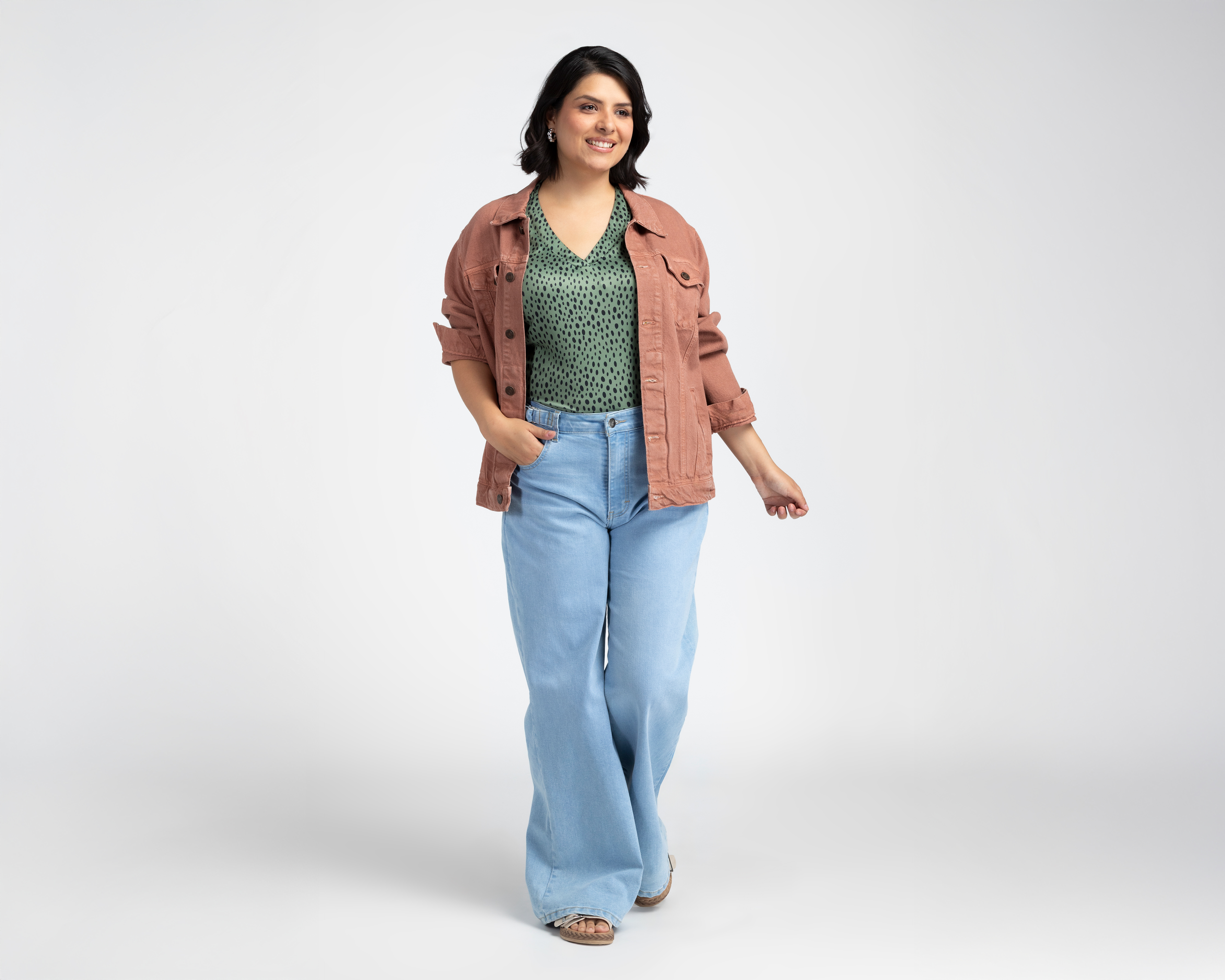 Foto 3 pulgar | Foto 2 | Playera Manga Corta Sahara para Mujer