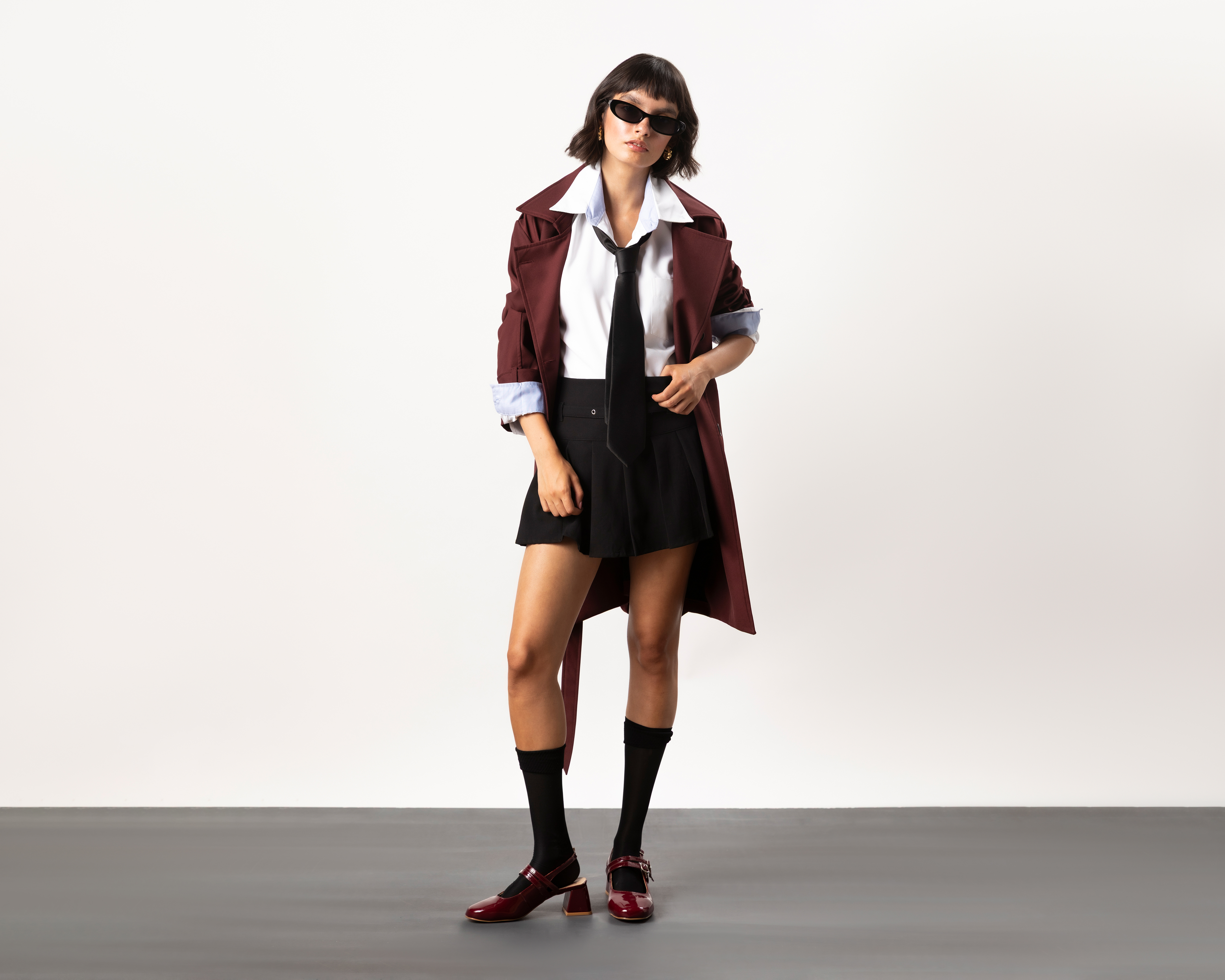 Mini Falda Tableada con Cinturón Strona para Mujer