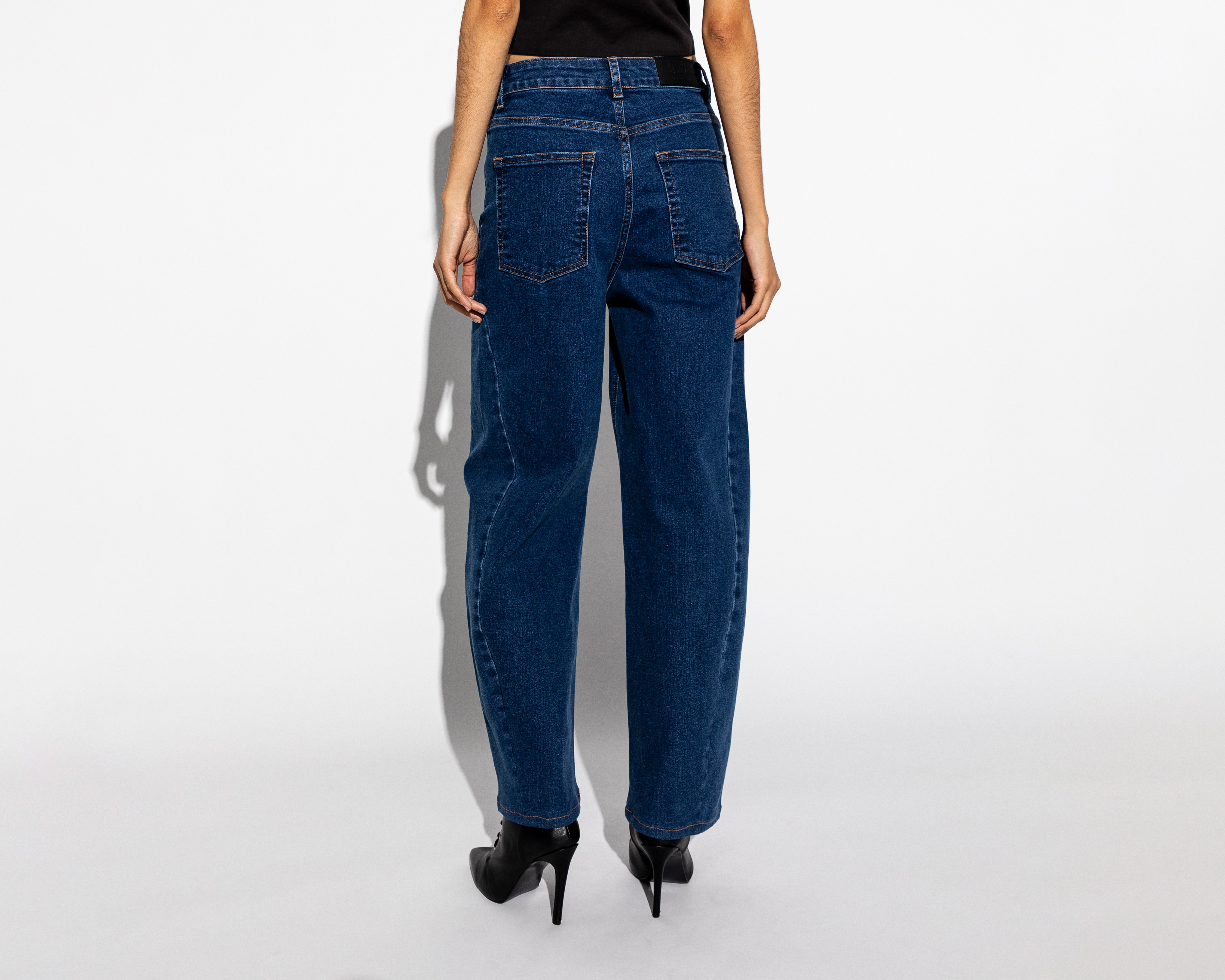 Foto 4 pulgar | Foto 3 | Jeans Boyfriend Strona para Mujer