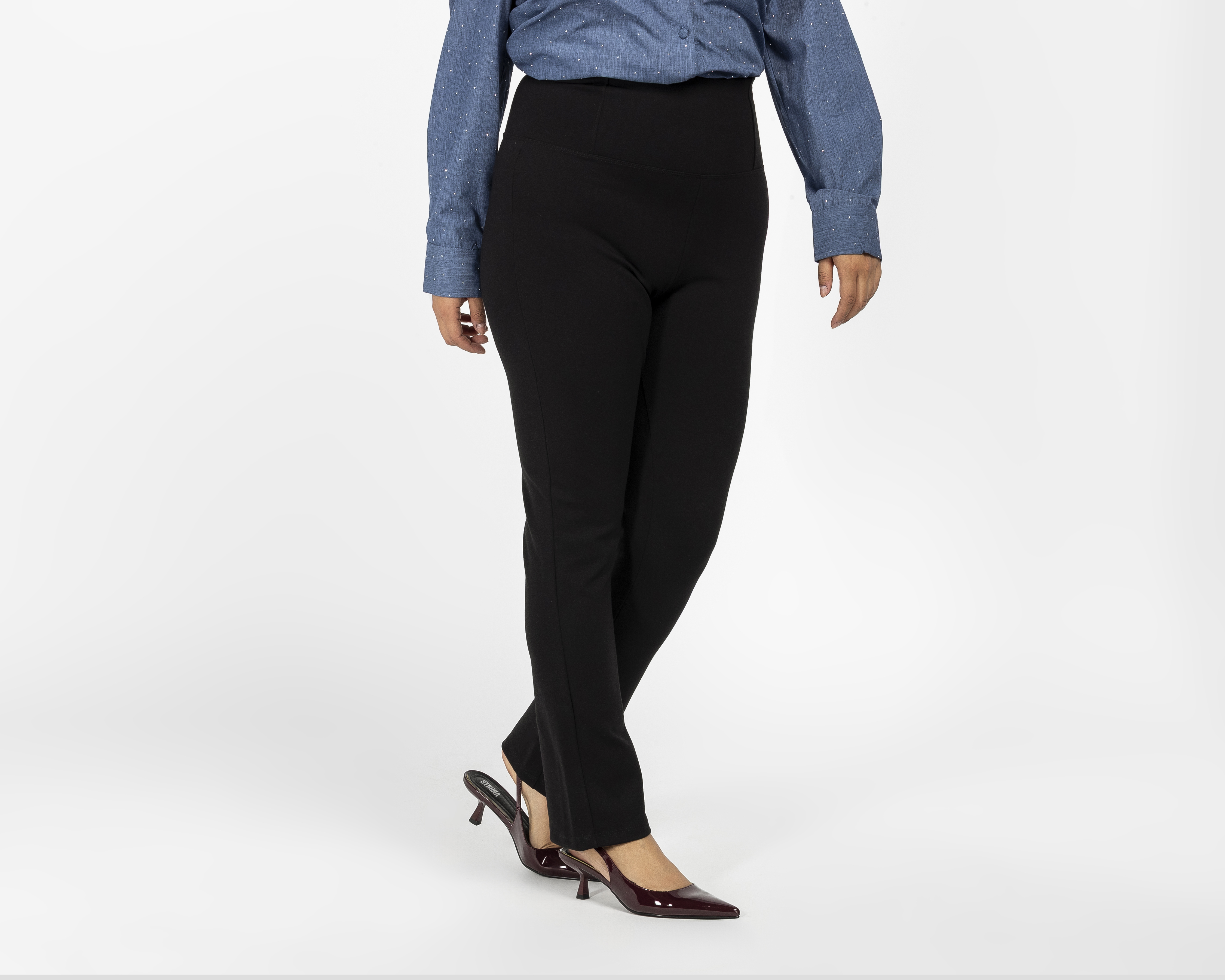 Foto 2 pulgar | Foto 1 | Leggings Negros María Ferré para Mujer