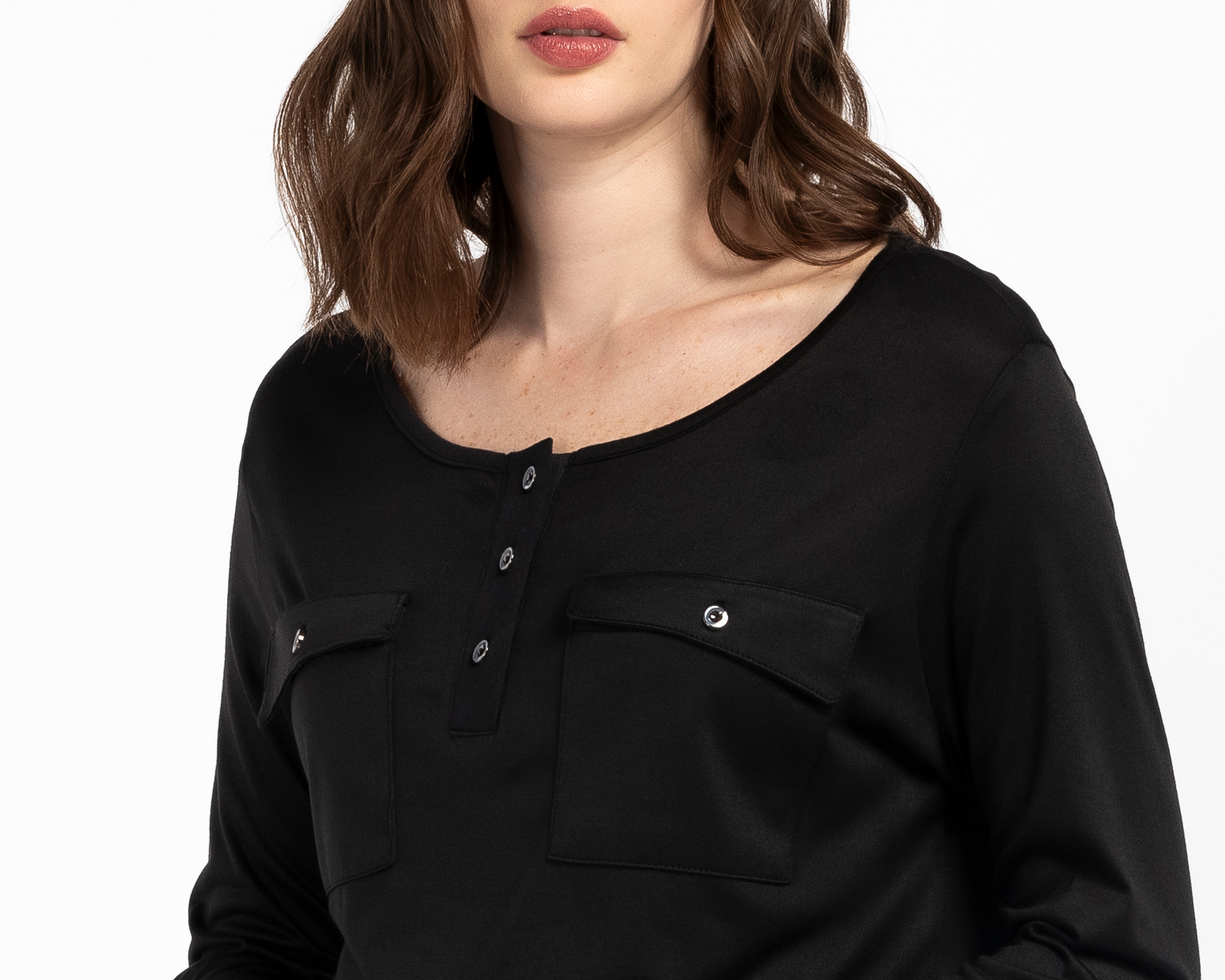 Foto 5 pulgar | Foto 4 | Blusa Negra Sahara para Mujer