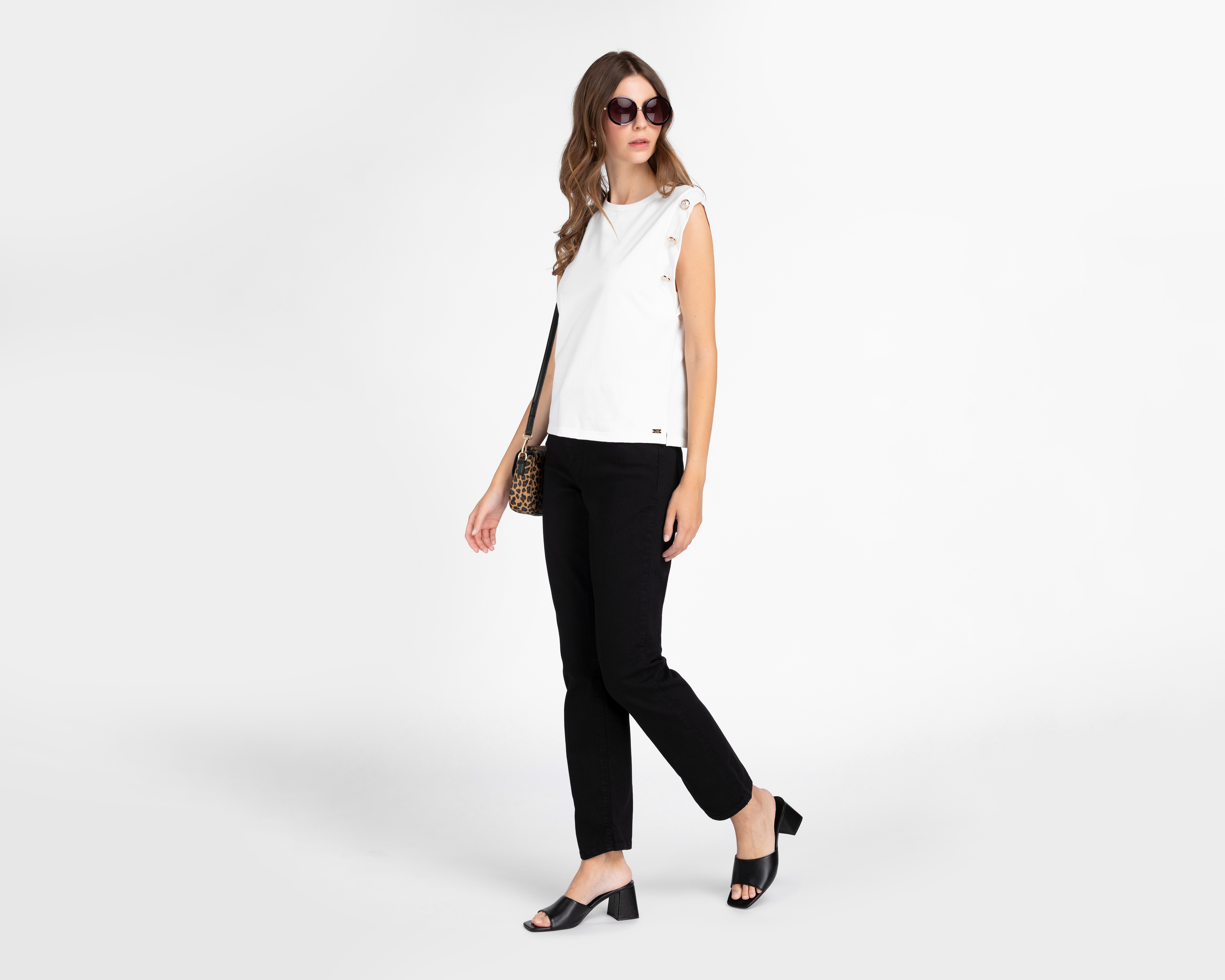 Foto 2 | Foto 2 | Jeans Levi's 314 Shaping Straight para Mujer